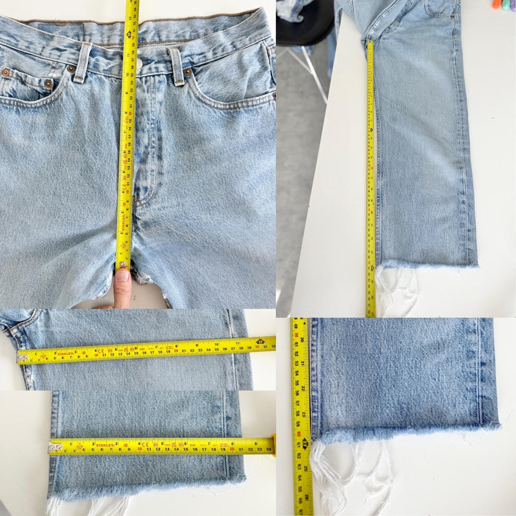 W29 L23 Levis 501 vintage 28-29” measured waist faded light blue 80s-90s made in France