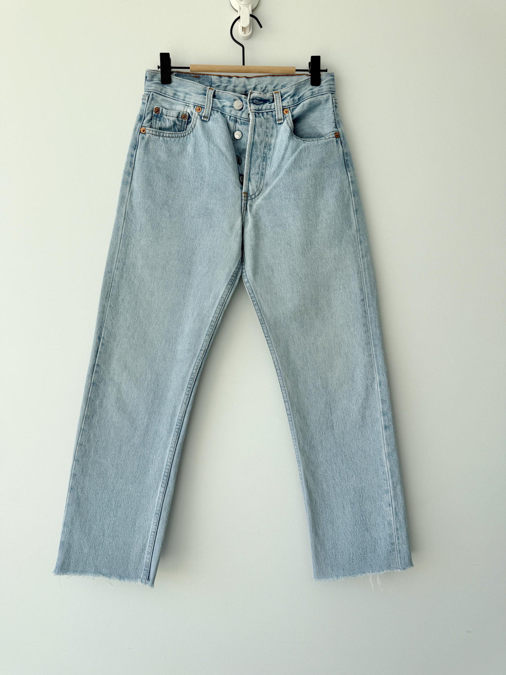 W25 L27 Levis 501 vintage 25” waist light blue 501s made in France 90s (posted weekend)