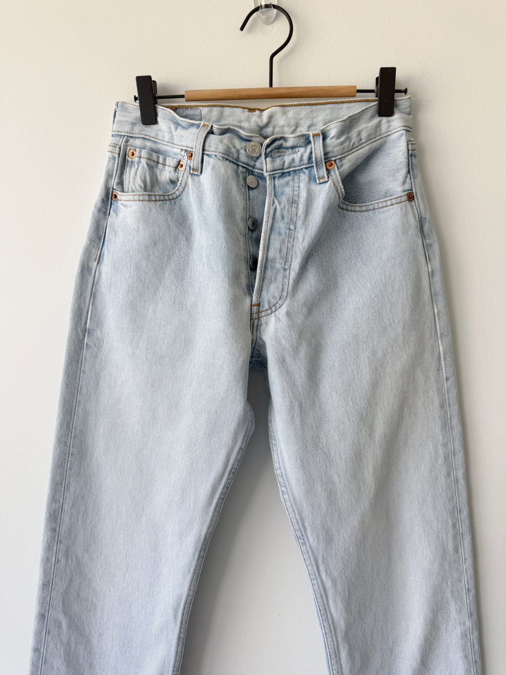 Vintage Levi’s 501 w26 L33 1998