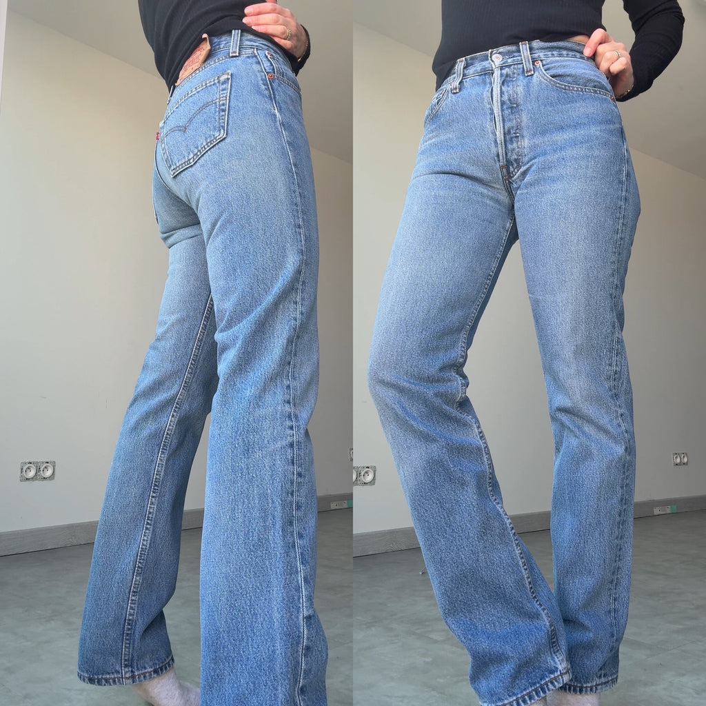W26 L30 vintage Levis 501s 25-26” measured medium blue faded blue Y2K Levi’s 501s