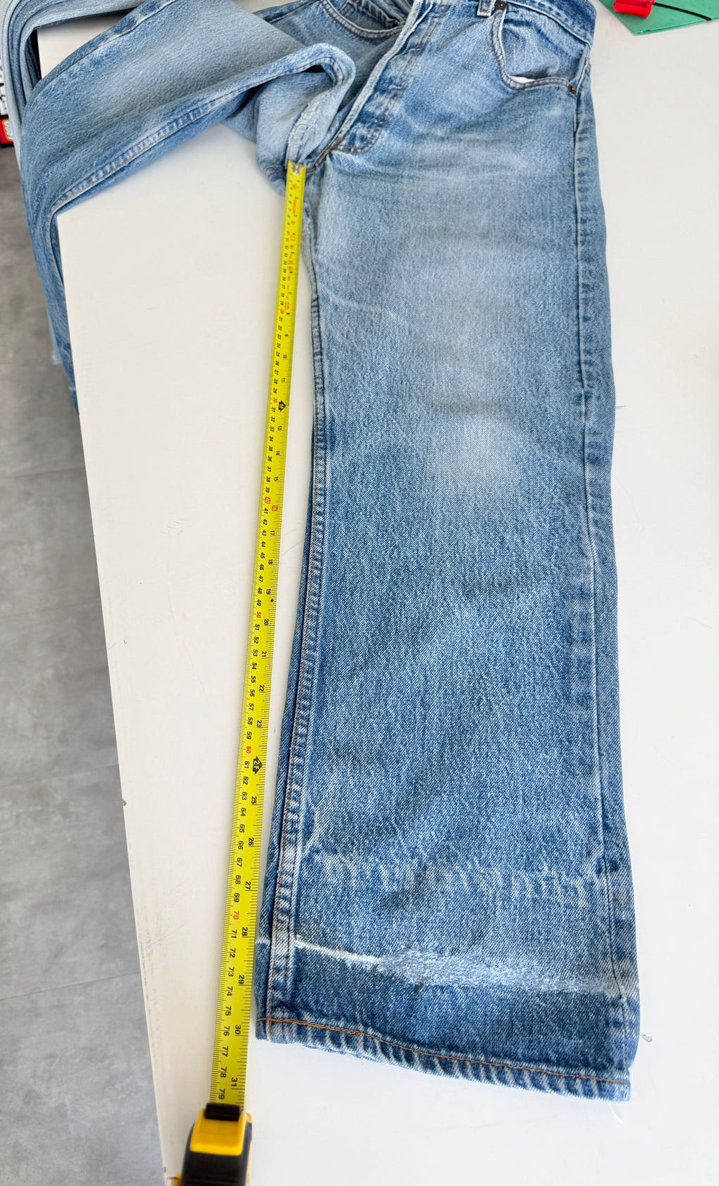 W34 L30 vintage Levis 501 33-34” measured dark faded blue denim 80s Levi’s 501s USA