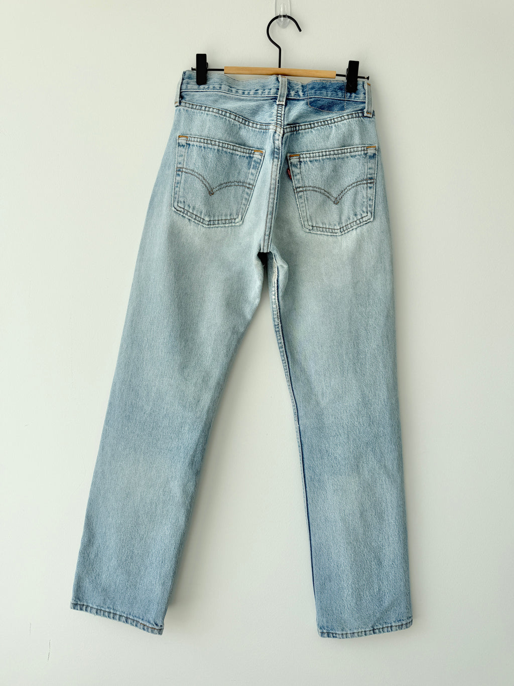 Soft W25 L29 vintage Levis 501 24/25” measured waist light blue 501s made in 90s USA