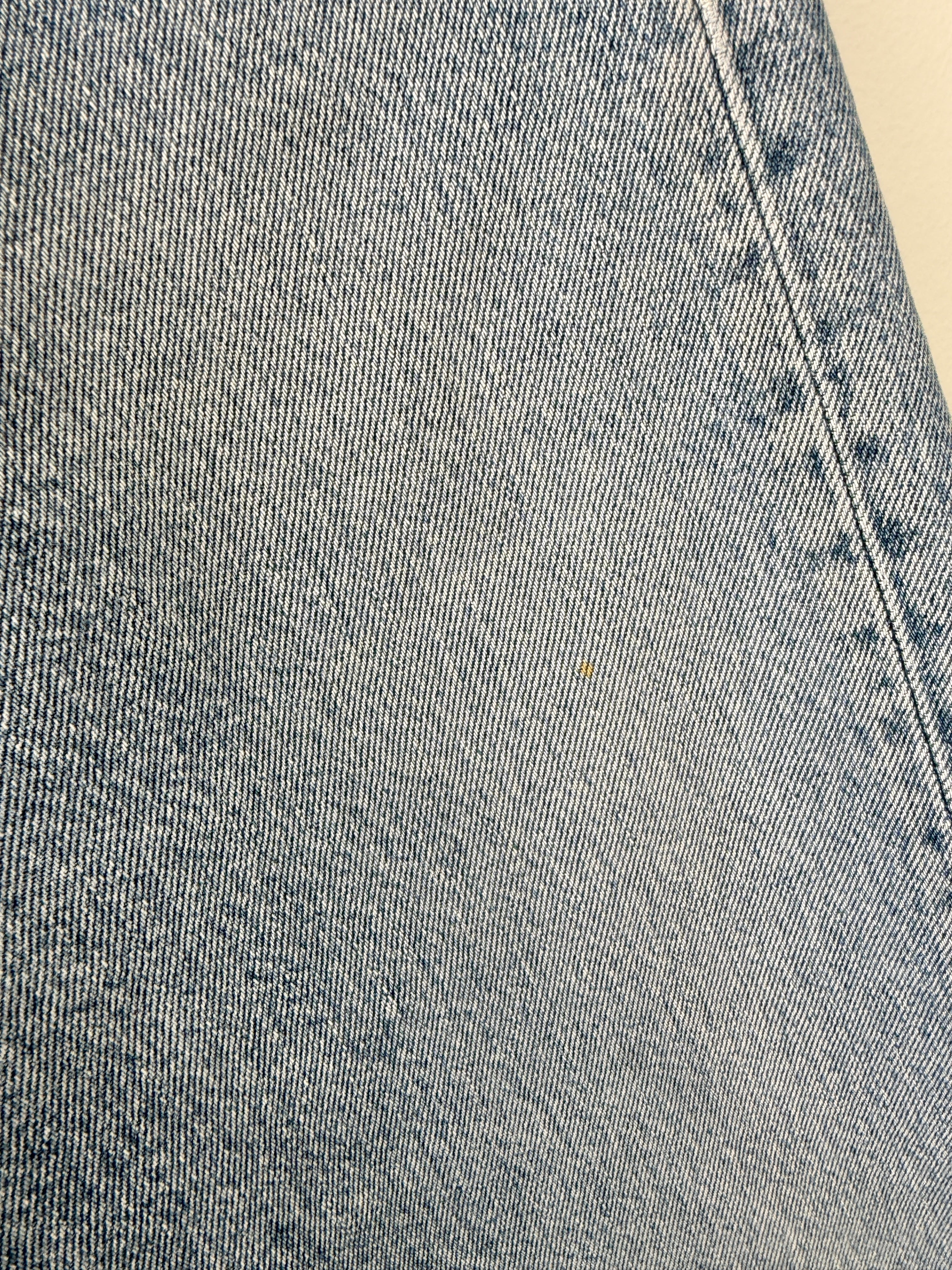 W28 L30 vintage Levis 501s 27/28” medium blue denim Levi’s 501s Y2K