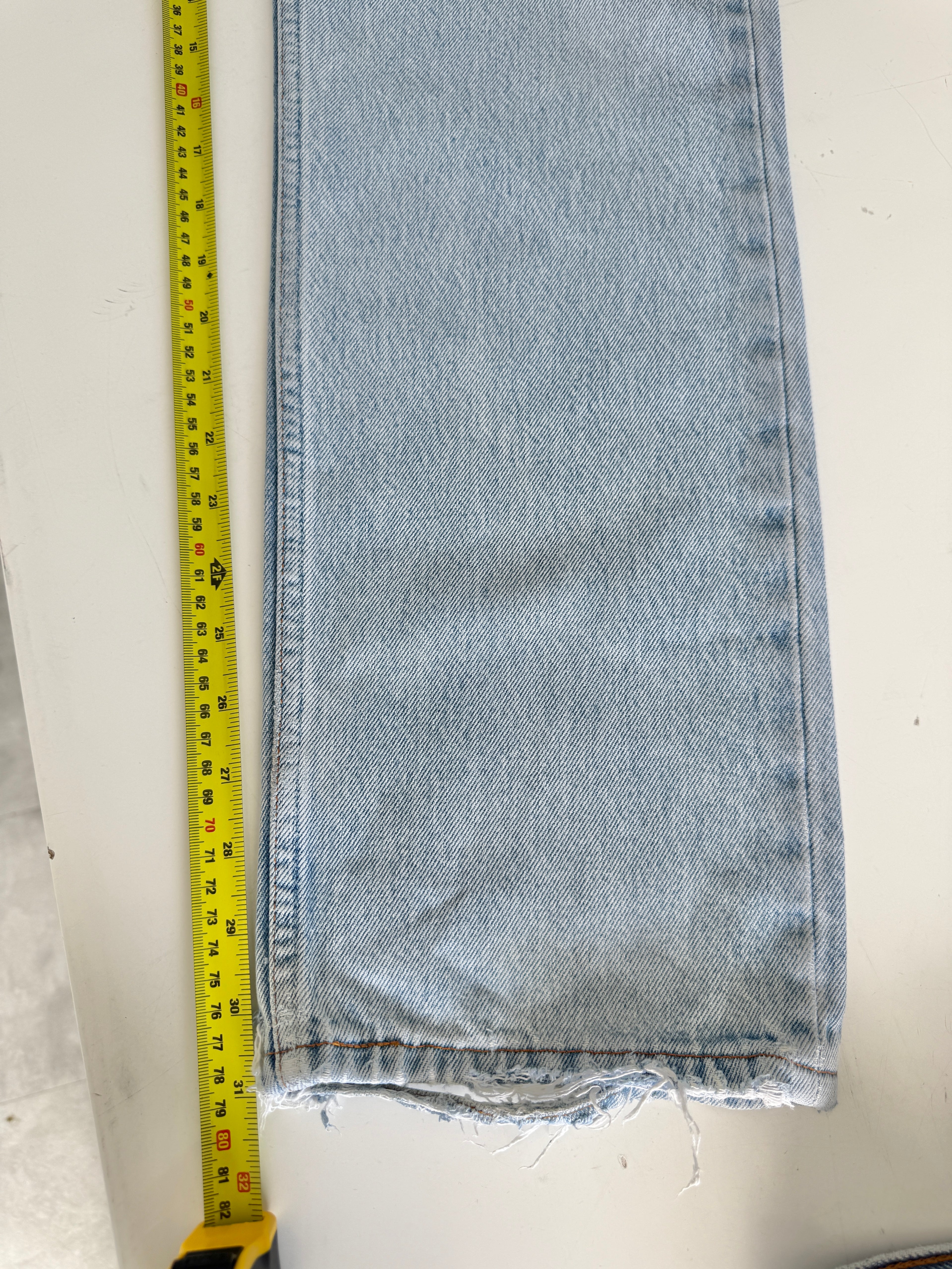 W30 L31 vintage Levis 501 29/30” light blue Levi’s 501s destroyed but beautiful denim
