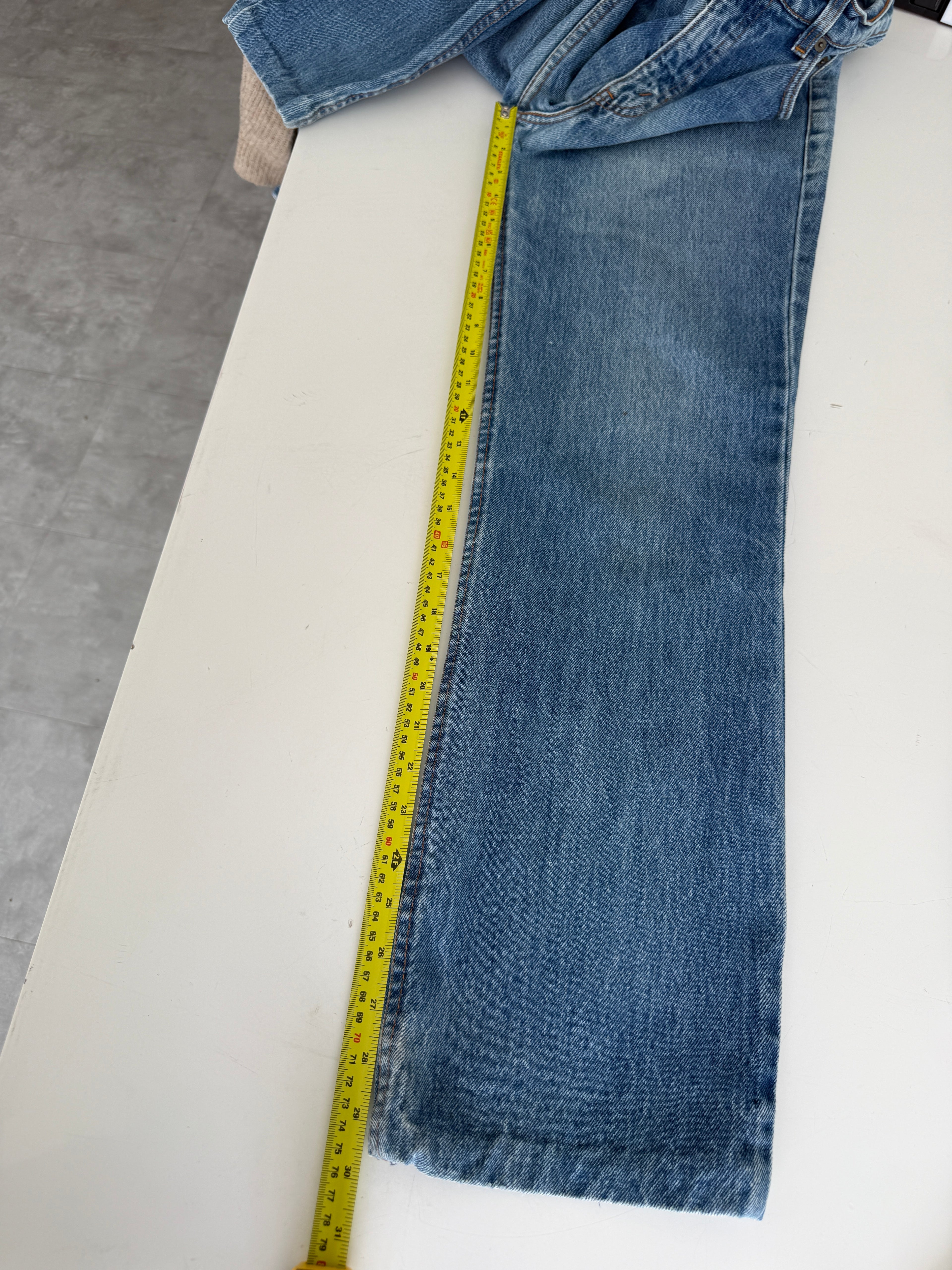 W30 L29 vintage Levis 603 30”measured medium blue 80s 603s