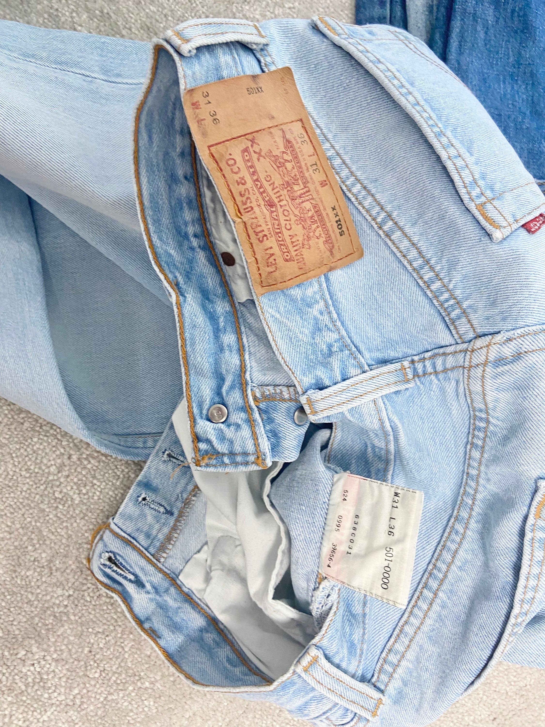 Vintage Levi’s 501xx jeans w29 L31 90s vintage 501 jeans light blue USA