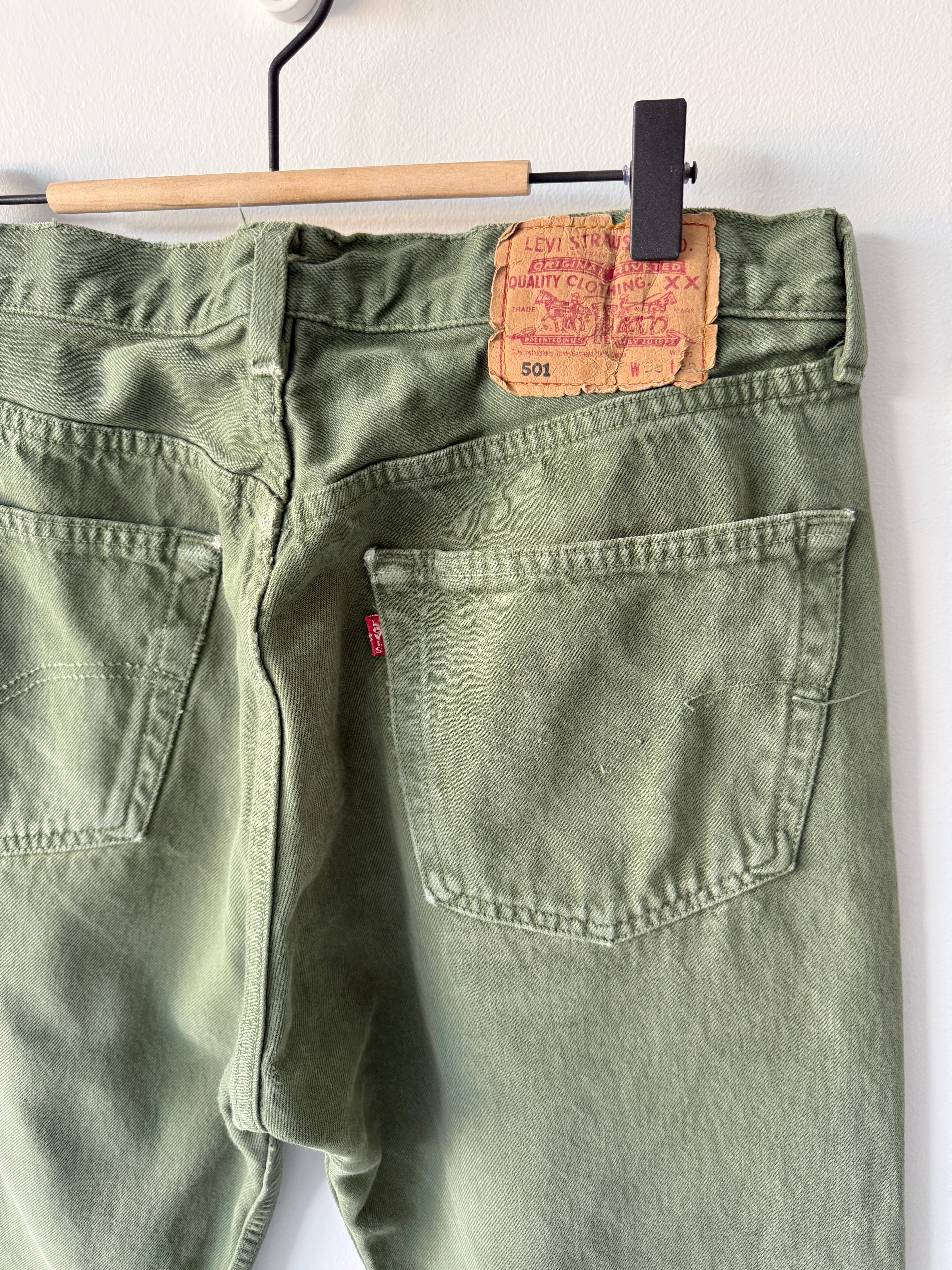 W35 L31 vintage Levis 501 34-35” measured dark green denim 90s USA 501s