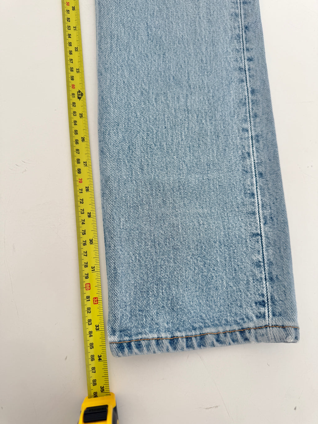 W25 L33 vintage Levis 501s 24/25” medium blue denim Levi’s 501s 90s USA