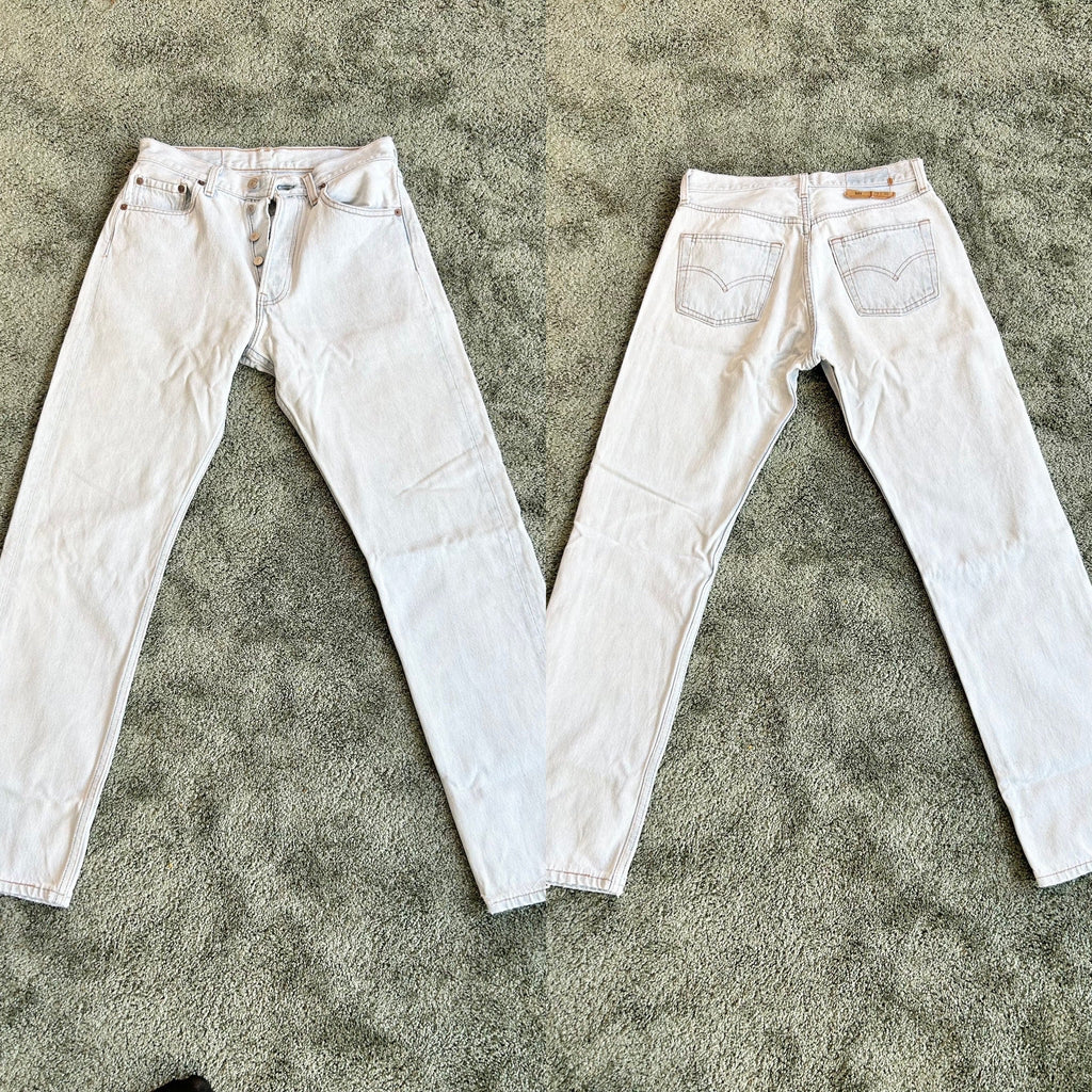 Levis 501 jeans w28 L30 90s light wash faded blue 501 faded wash blue 501 vintage 501s