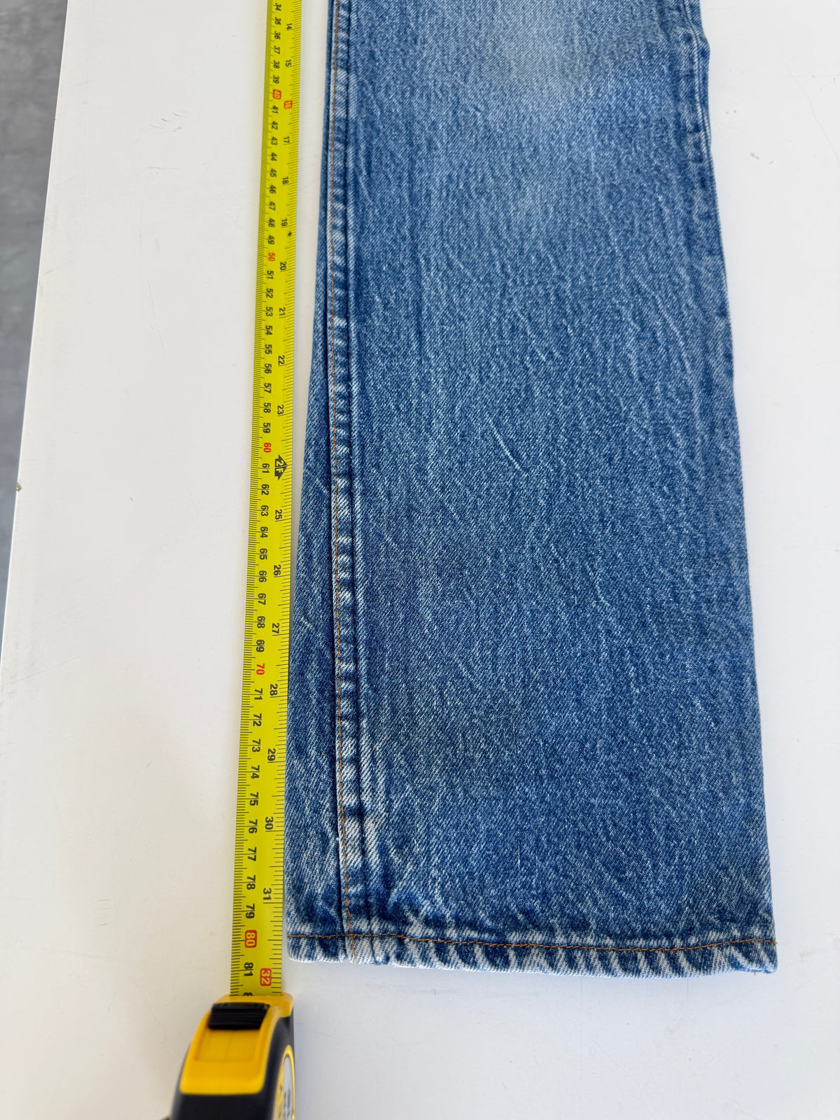 W23 L31 vintage Levis 701s 22/23” measured dark faded 701 80s USA