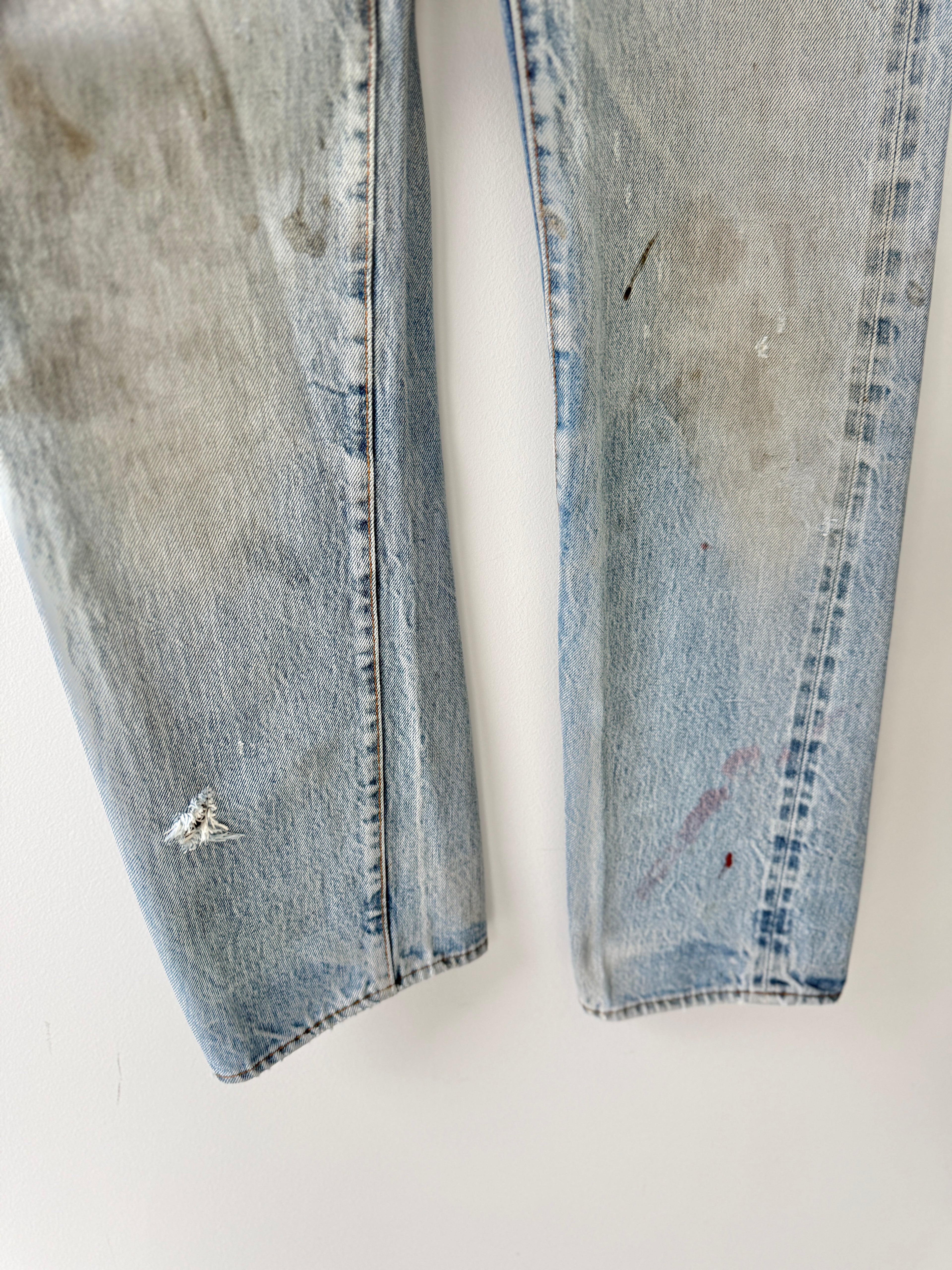Selvedge W27 L30 vintage Levis 501 26/27” measured light blue faded 80s USA Levi’s 501s