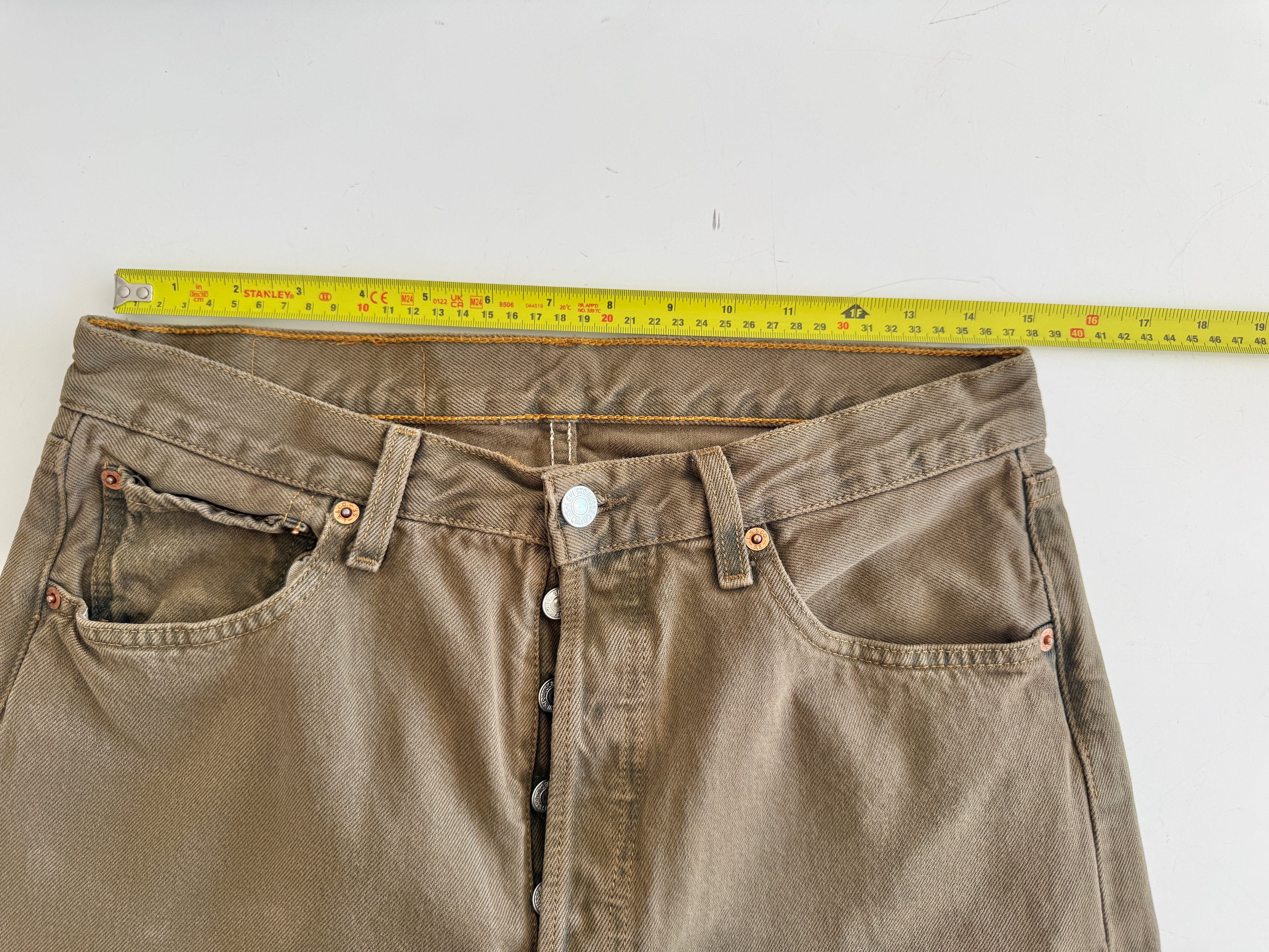 W30 L28 vintage Levis 501s 29/30” khaki/ brown Levi’s 501s 90s