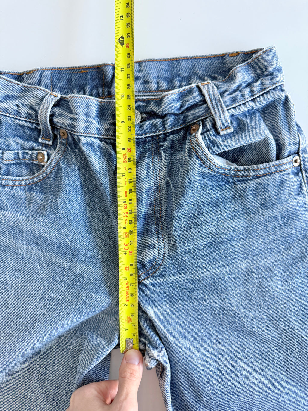 W23 L29 vintage Levis 701 22-24” measured waist faded denim made in USA 80s