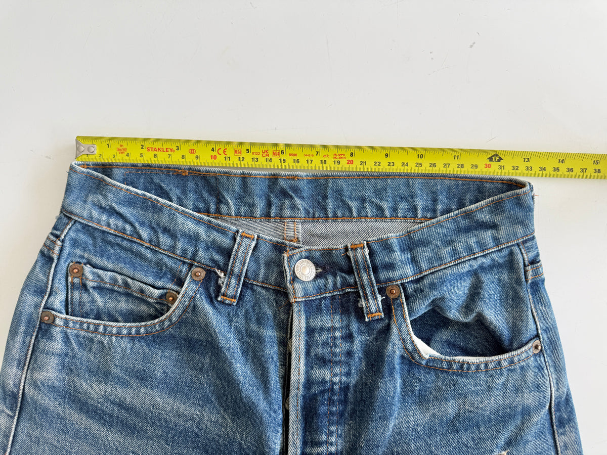W26 L28 vintage Levis 501 dark blue 25/26” measured waist 501s 80s