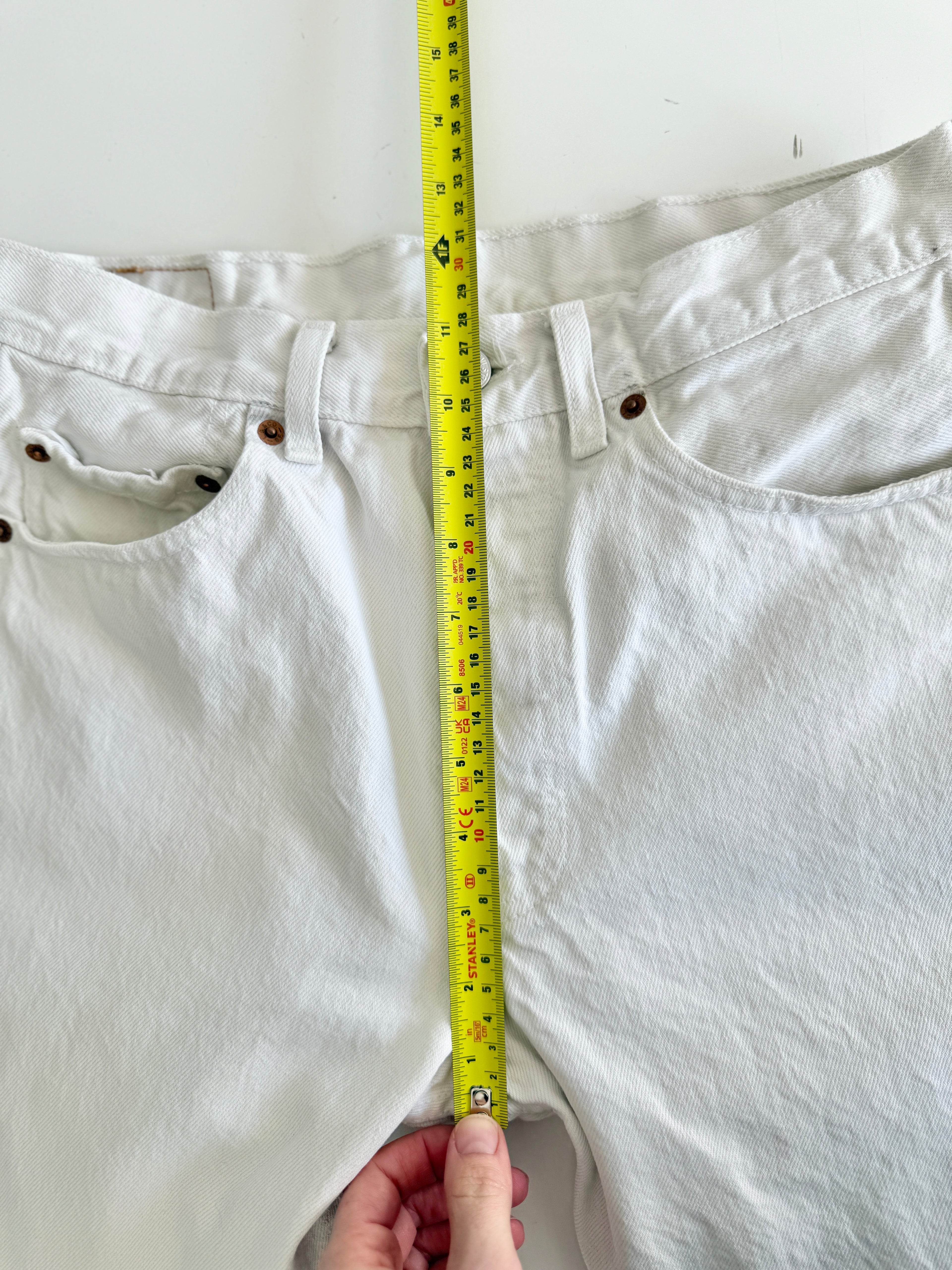 W29 L27 vintage Levis 501 28-29” measured unique white denim 90’s 501s
