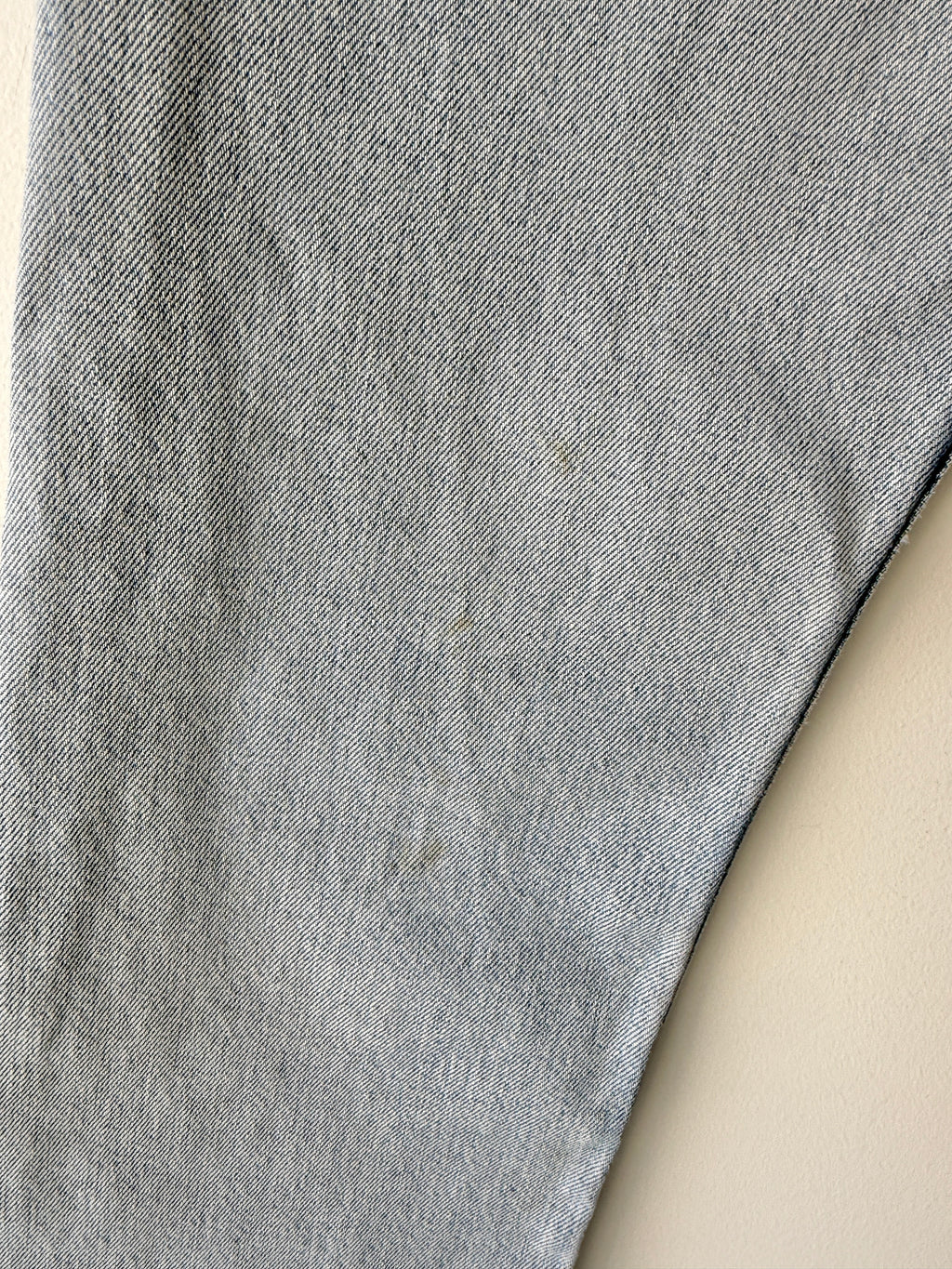 Soft W28 L30 vintage Levis 501s 28” measured light blue 501s 90s USA  distressed