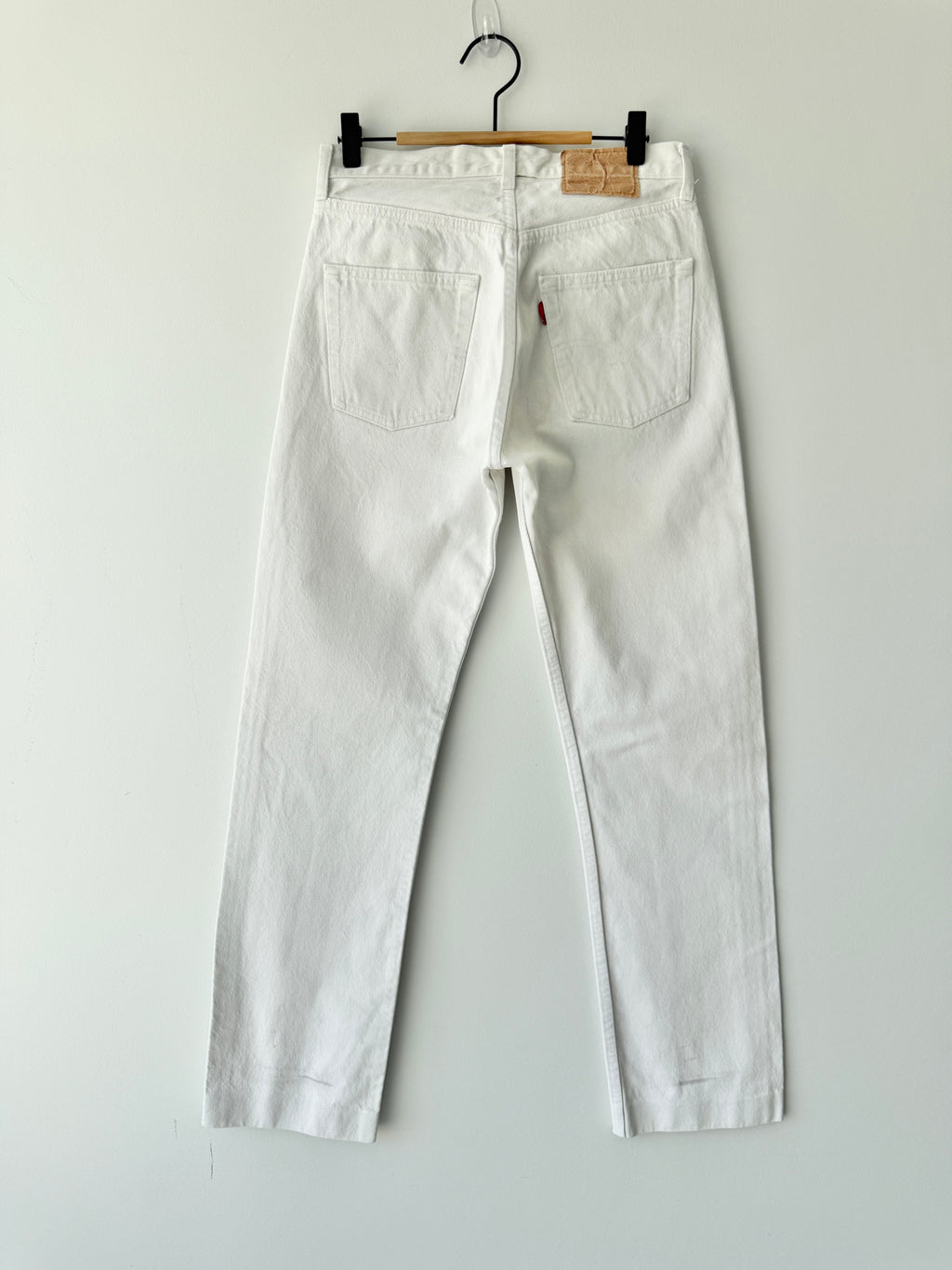W28 L30 white vintage Levis 501 27/28” measured waist white 90s/80s 501s