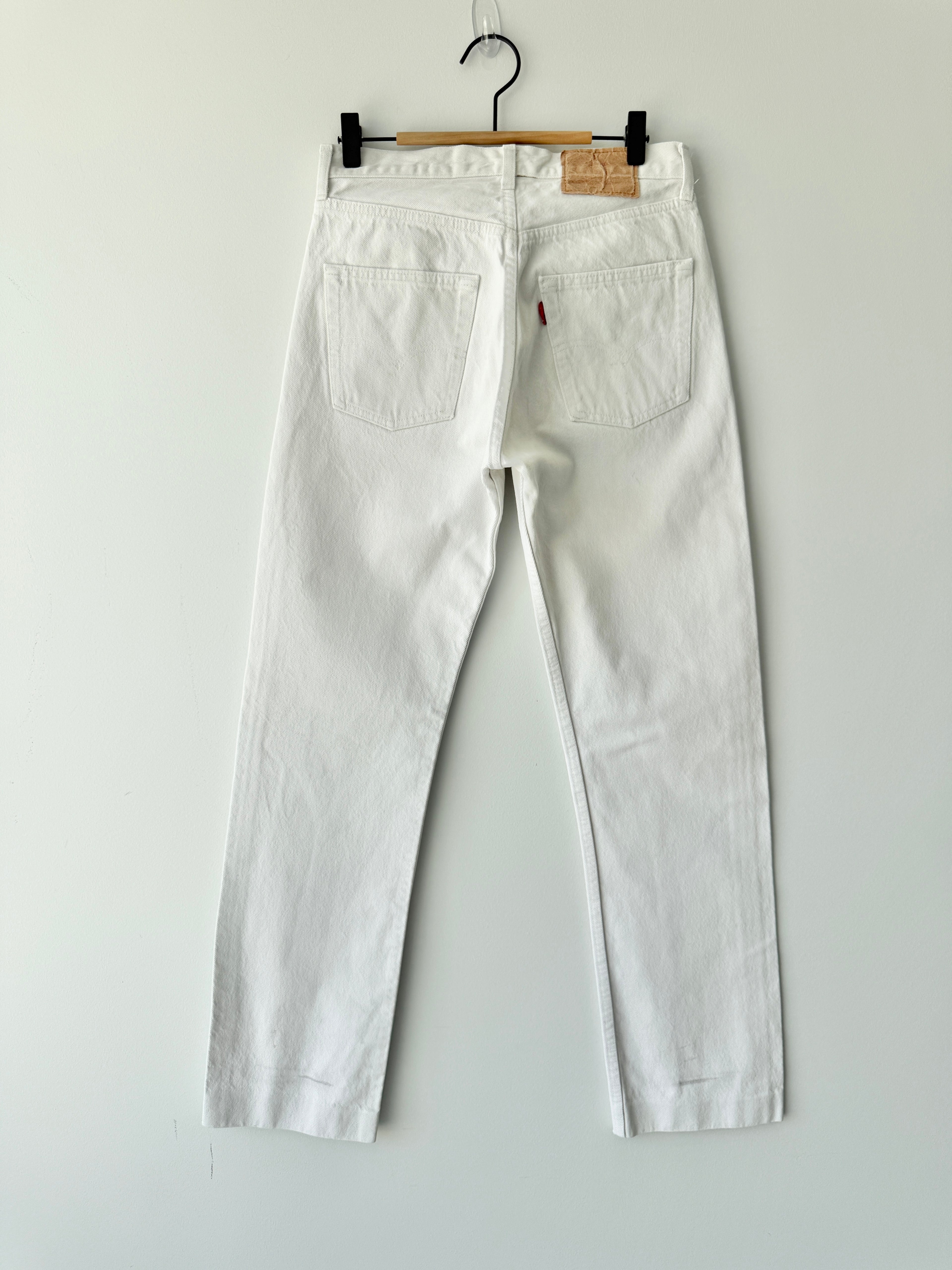 W28 L30 white vintage Levis 501 27/28” measured waist white 90s/80s 501s