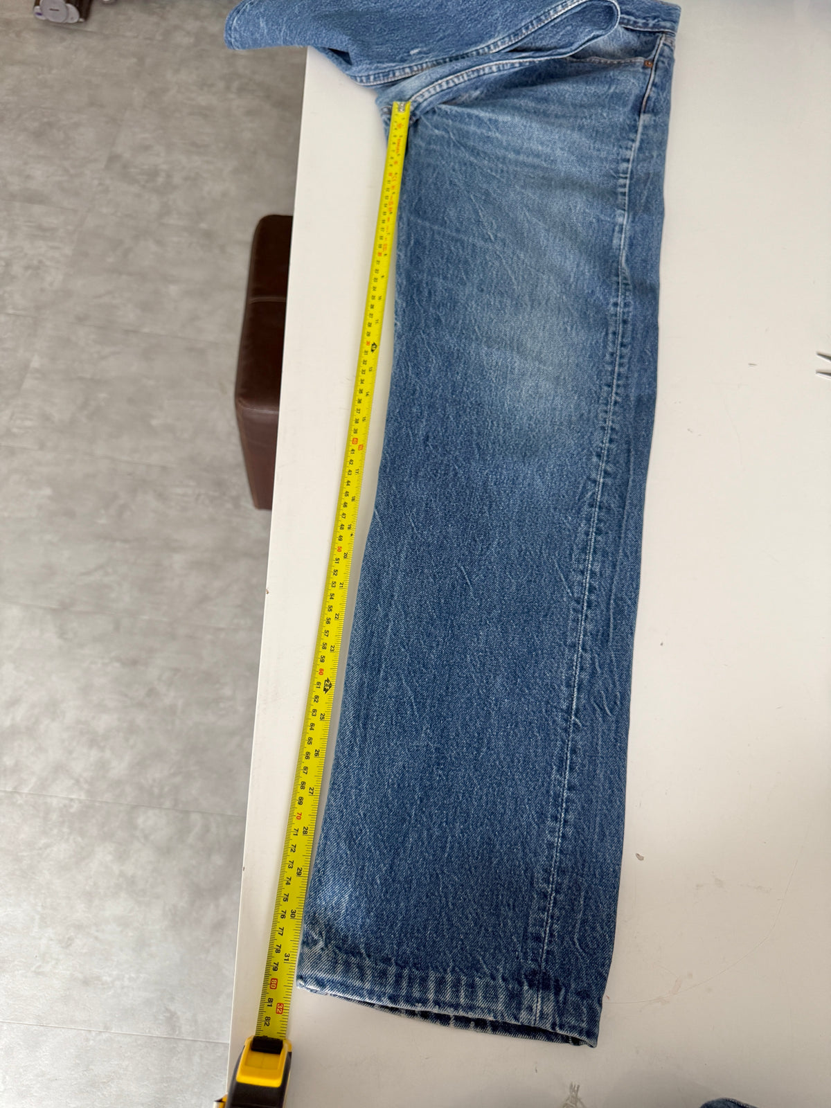 W31 L31 vintage Levis 501s 30/31” measured medium dark blue faded  early 90s 501s USA