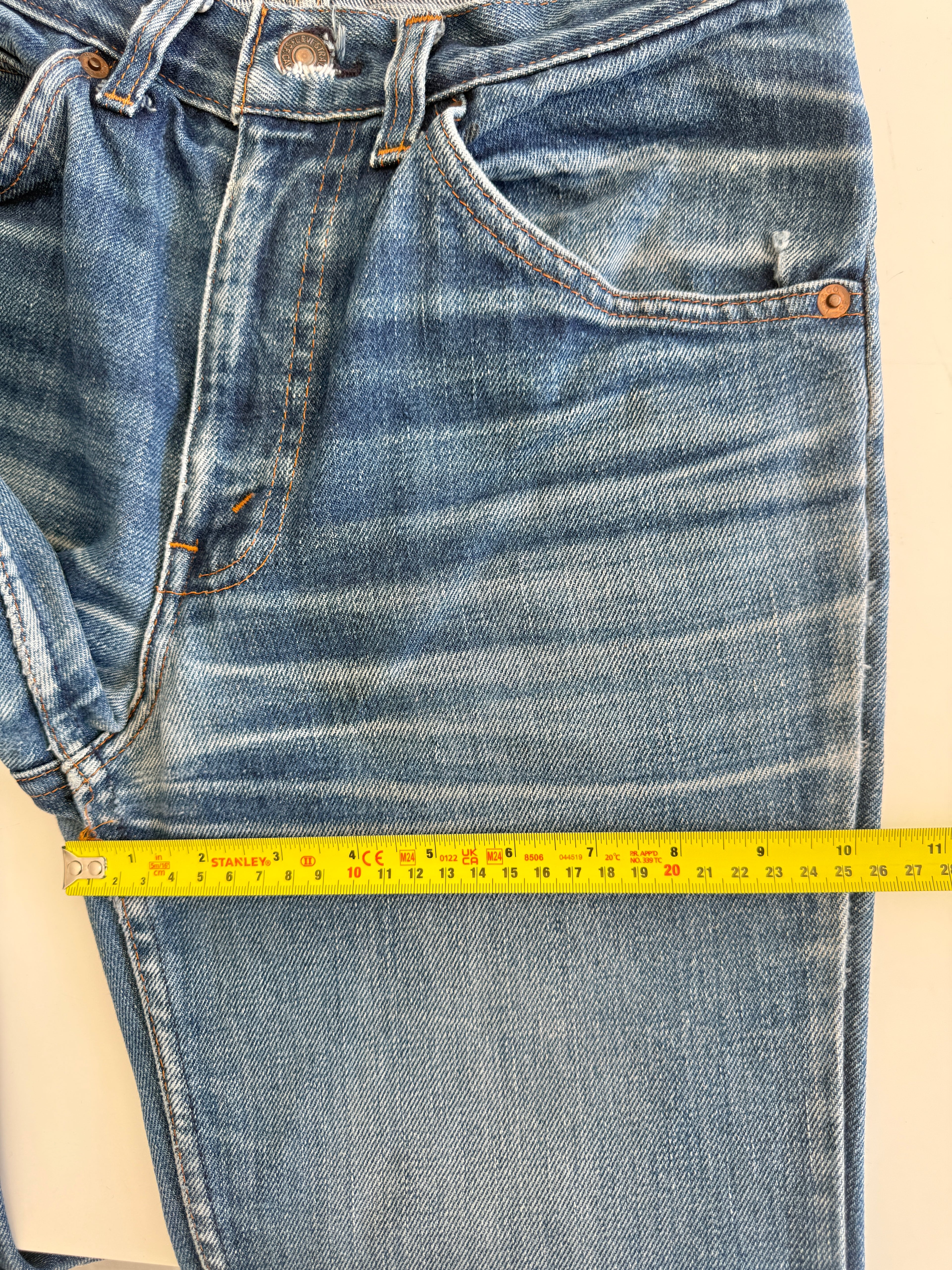 Soft W26 L27 vintage Levis 630 25/26” measured waist dark faded blue 630s 80s