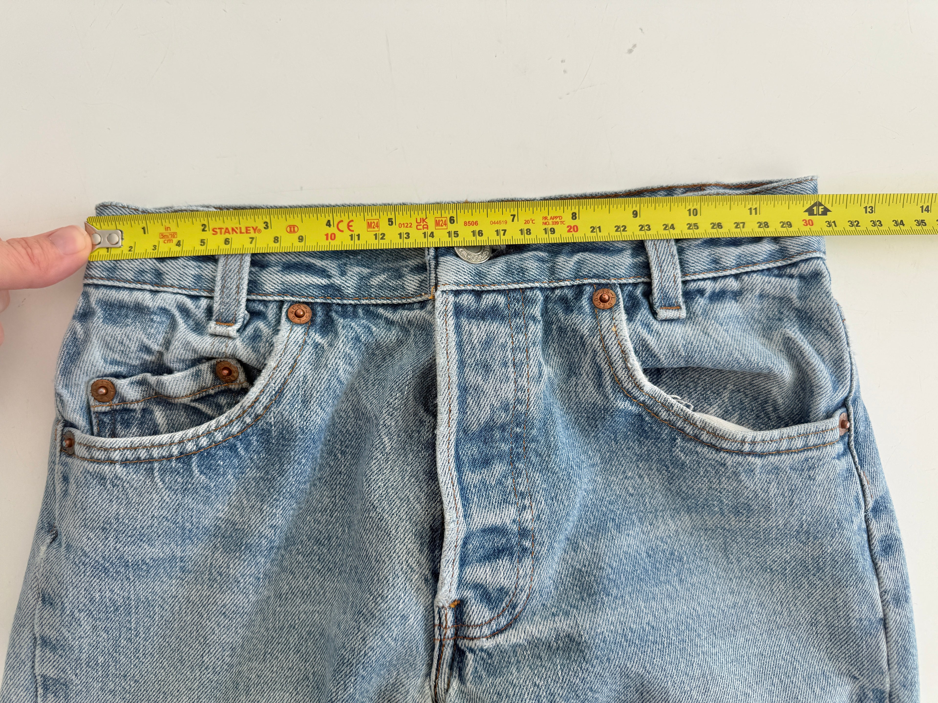 Soft W24 L28 vintage Levis 701s 23/24” measured waist light faded blue USA 80s 701s