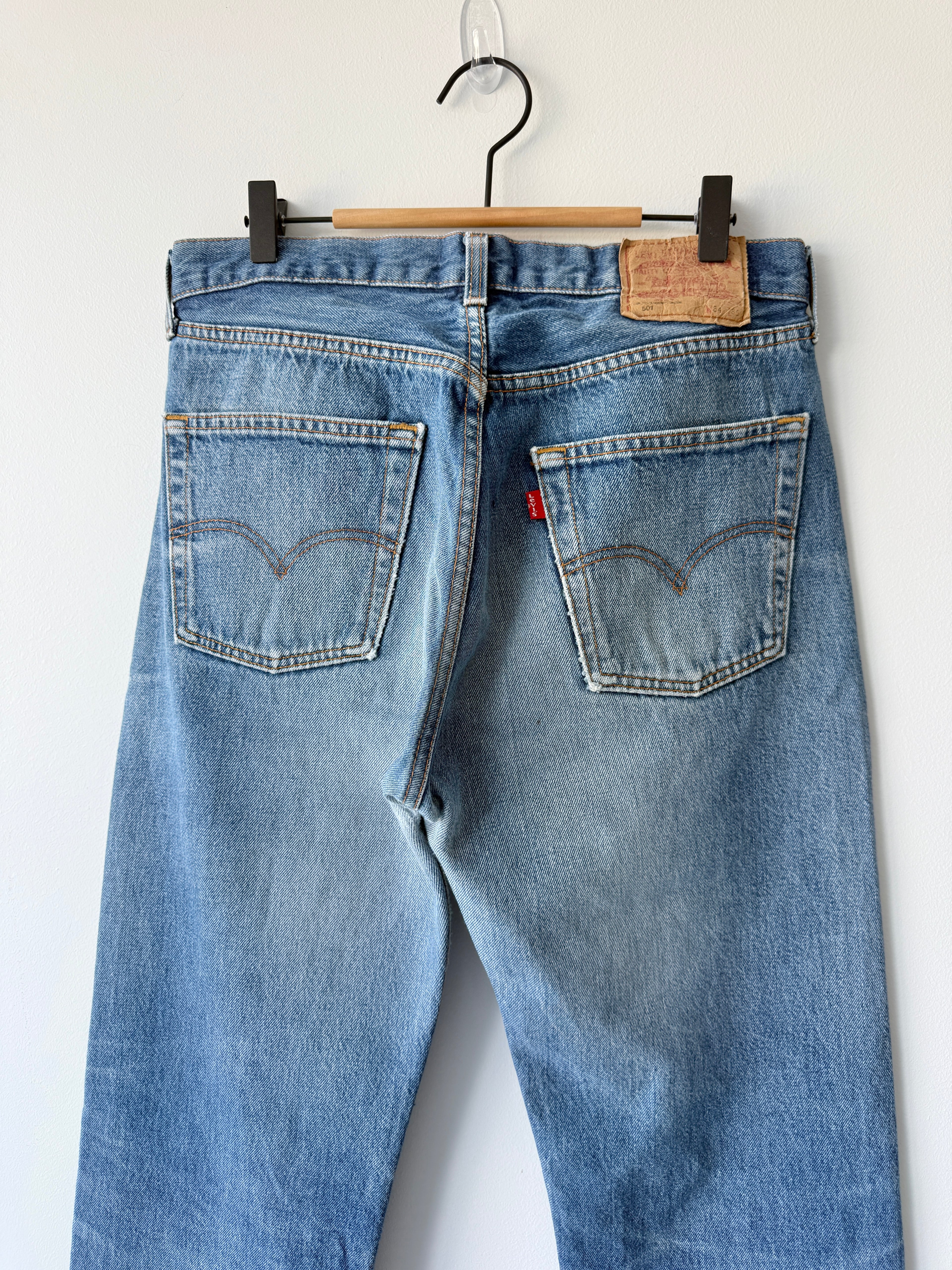 W31 L30 vintage Levis 501 30/31” measured waist dark faded 501s late 80s 90s denim