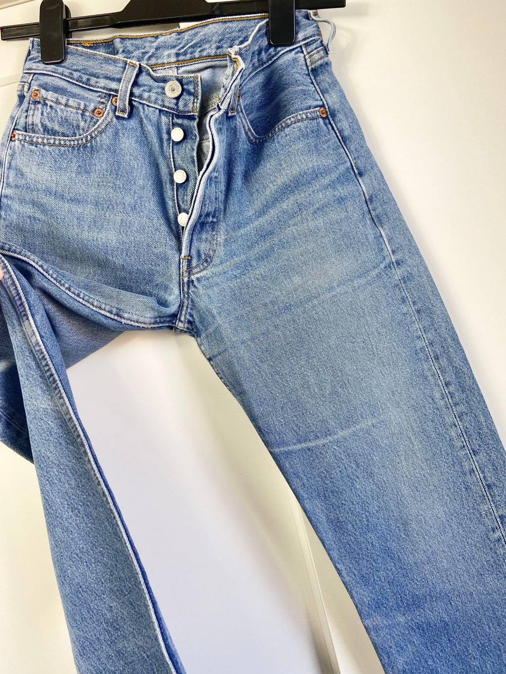 Levis 501 jeans w25 L32 raw blue faded denim faded blue 501 vintage 501s