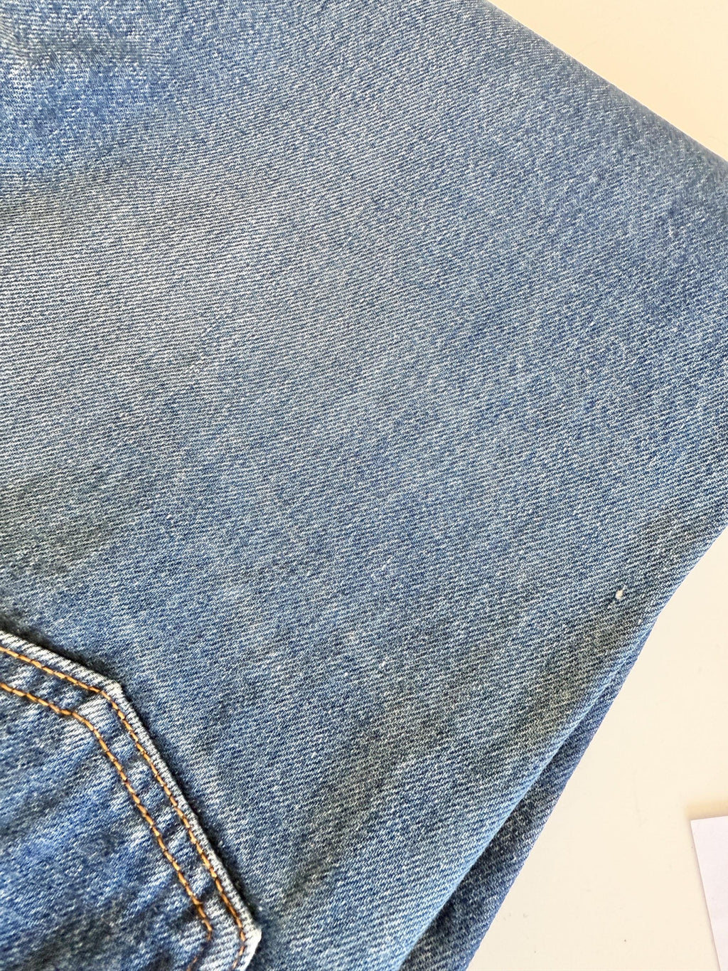 W29 L31 vintage Levis 501 28-29” measured waist dark faded denim made in USA 90s