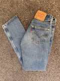 Levis 501 vintage w23 L29 Levi’s 501 light faded blue 90s Levi’s blue straight leg blue 501 vintage blue 501 worn vintage Levi’s
