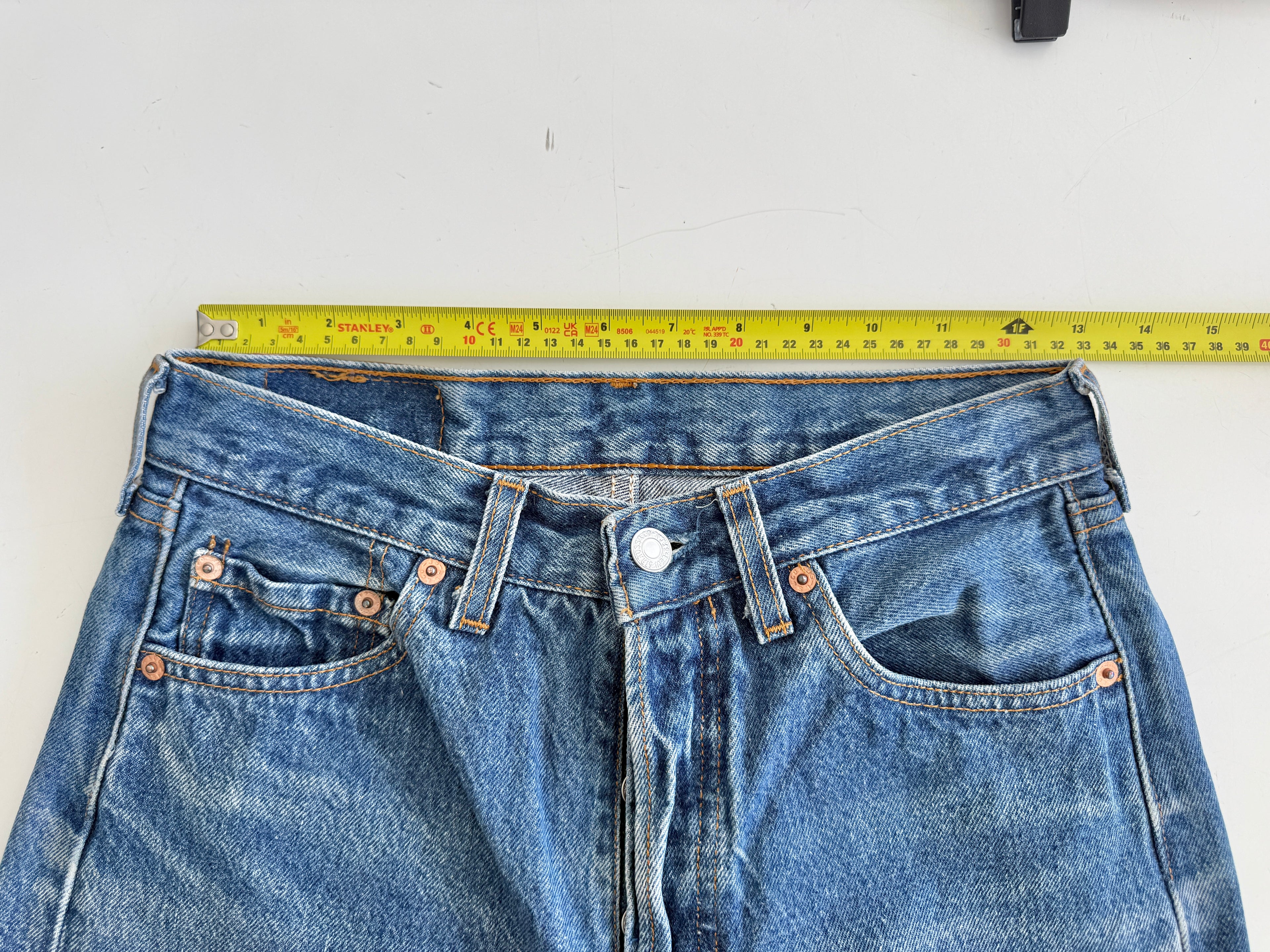 W27 L29 vintage Levis 501s 26/27” darker faded blue Levi’s 501s faded whiskers