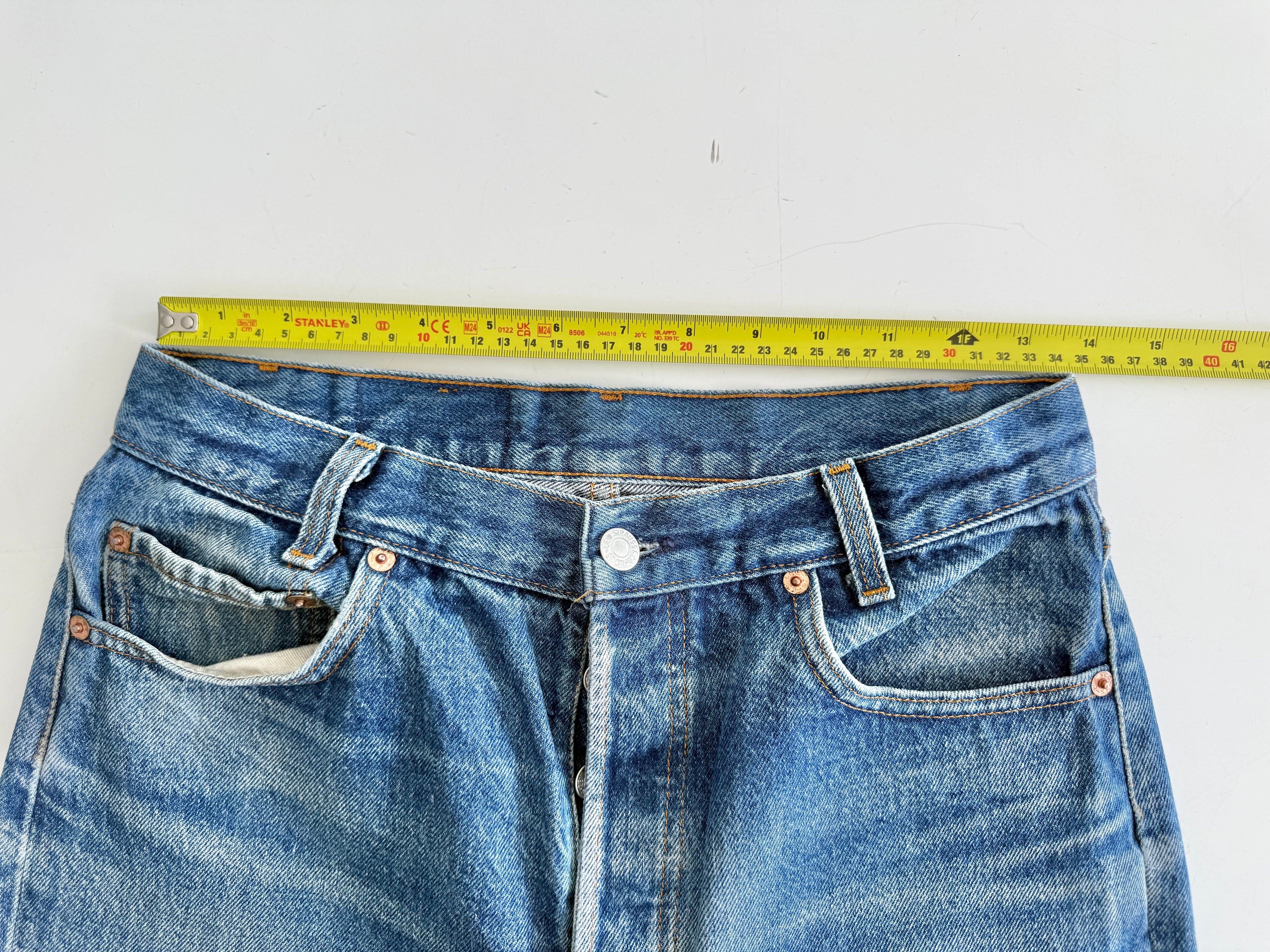 W28 L26 vintage Levis 501s 28” dark raw blue faded blue Levi’s 501 student fit early 90s