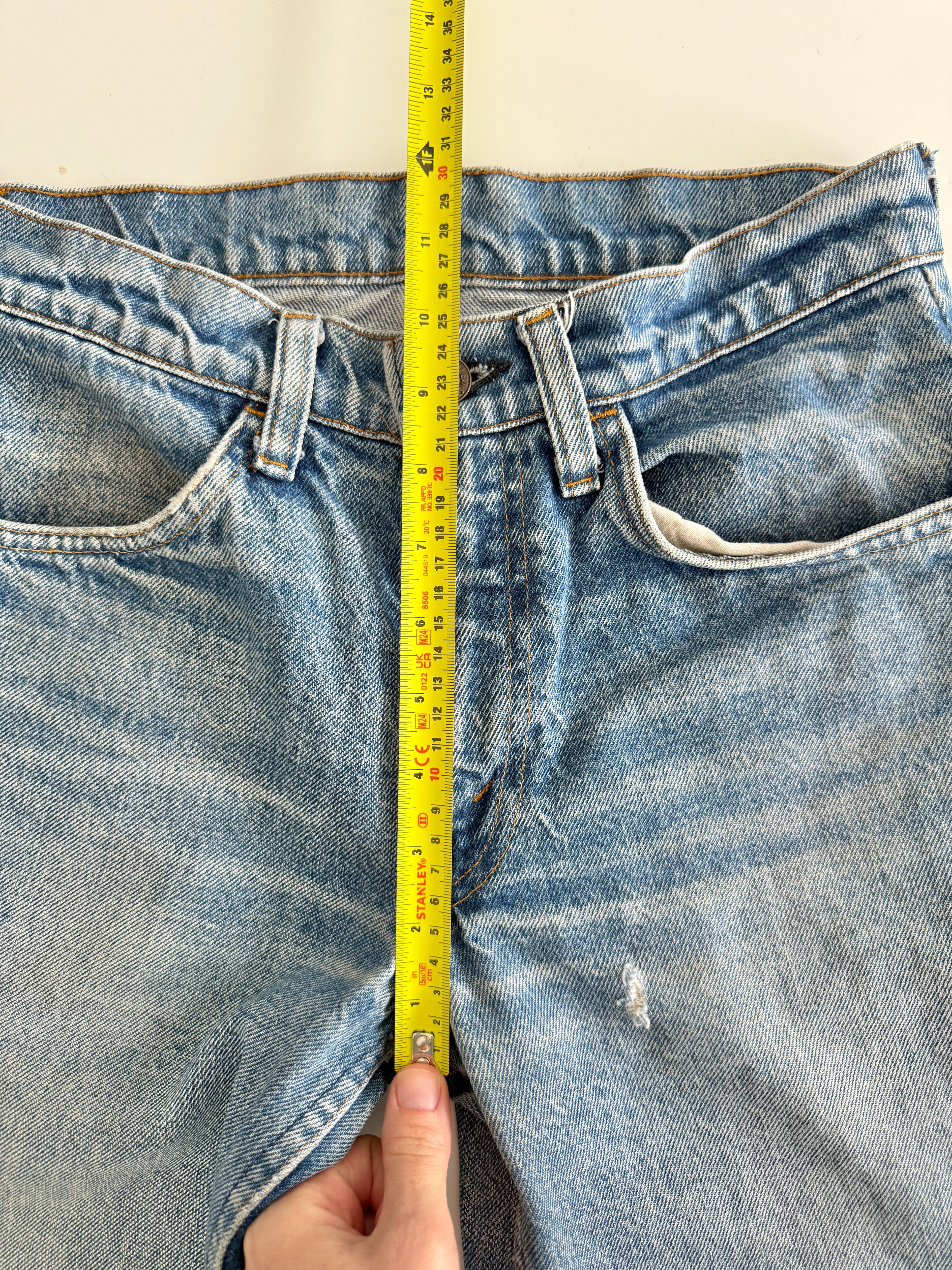 W26 L29 vintage Levis 684 26” measured waist faded blue 684s USA 70s