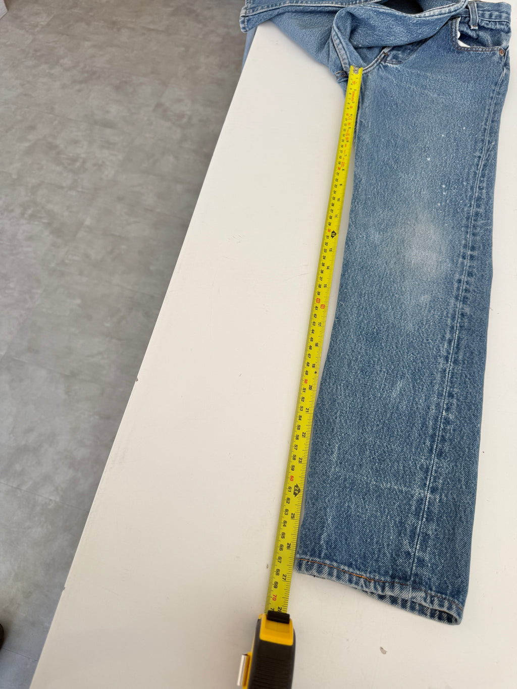 W23 L26 vintage Levis 701s 22/23” measured dark blue 701s 80s USA