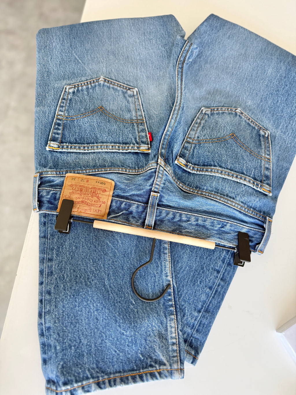W29 L30 vintage Levis 501xx 28-29” measured dark faded blue 90s Levi’s 501s USA