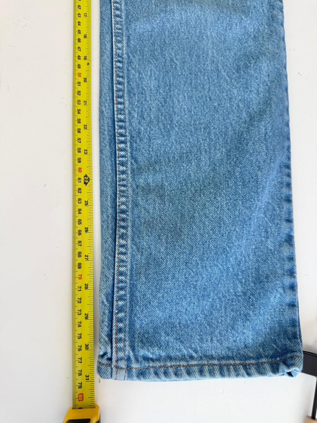 W27 L31 vintage Levis 509 27” measured medium blue faded  80/90s 509s