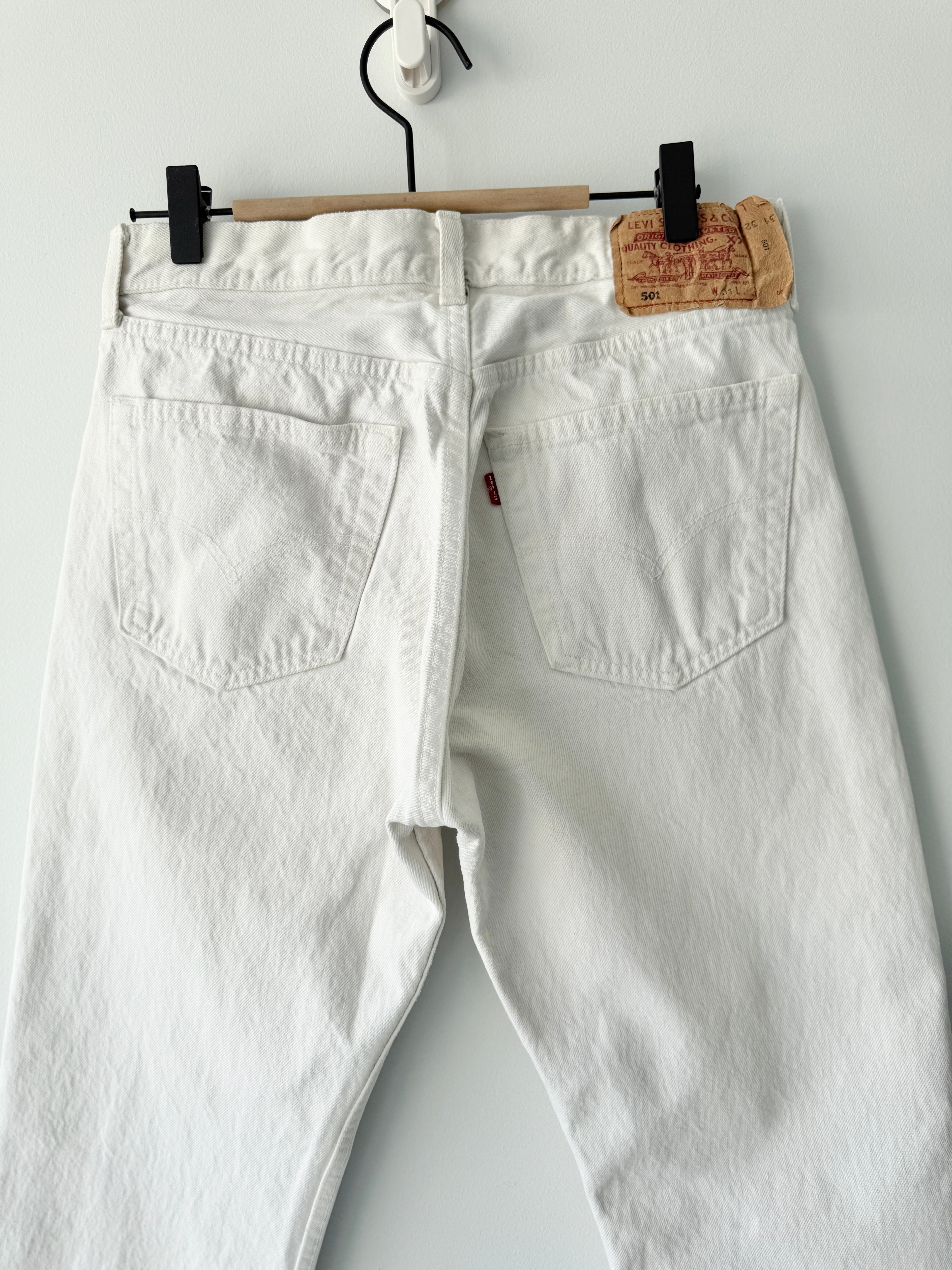 W29 L27 vintage Levis 501 28-29” measured unique white denim 90’s 501s