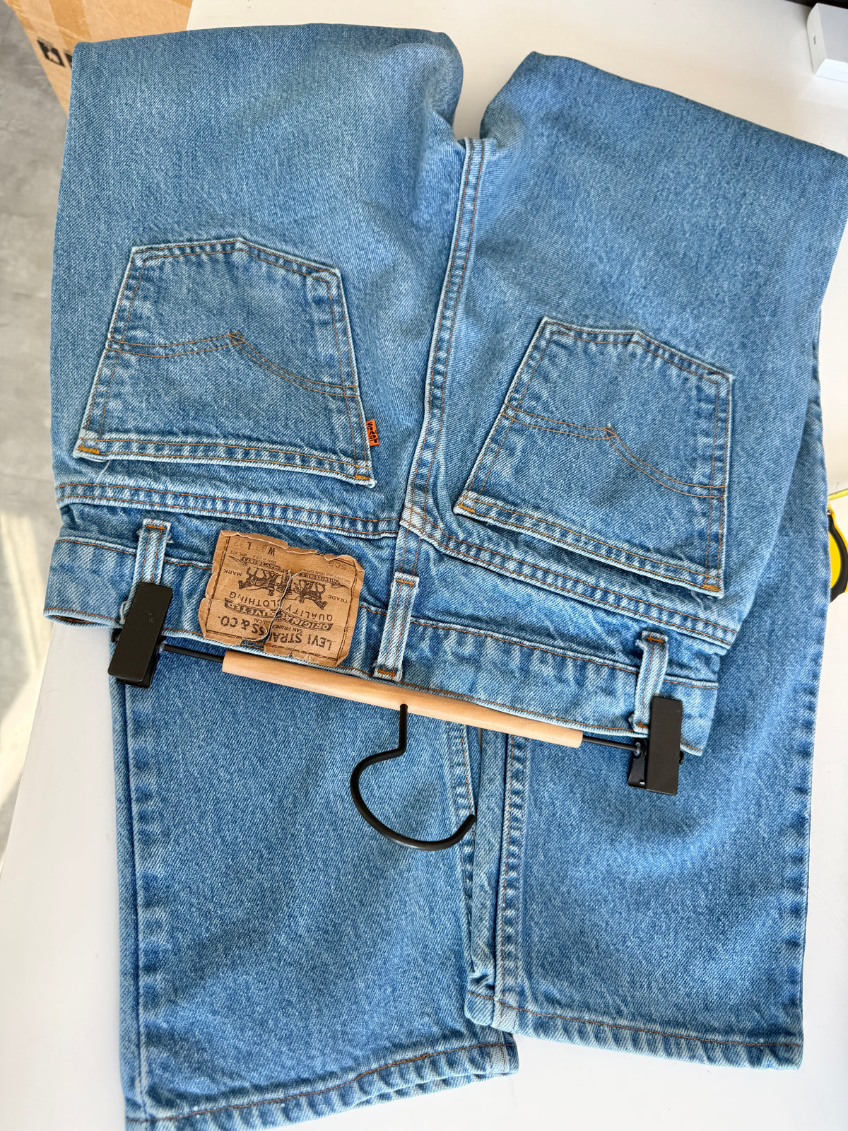 W27 L31 vintage Levis 509 27” measured medium blue faded  80/90s 509s