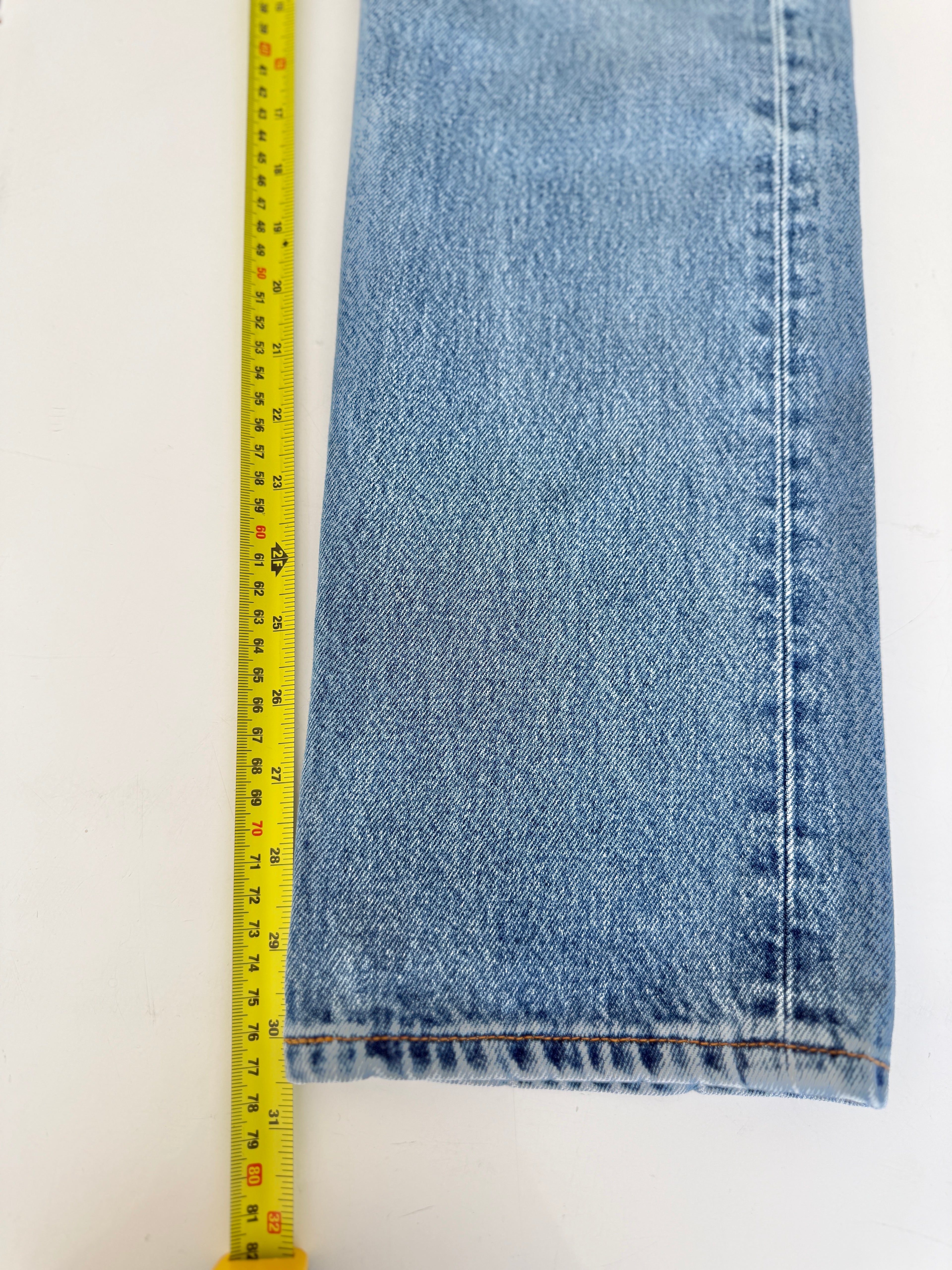 W26 L30 vintage Levis 501s 25-26” measured medium blue faded blue Y2K Levi’s 501s
