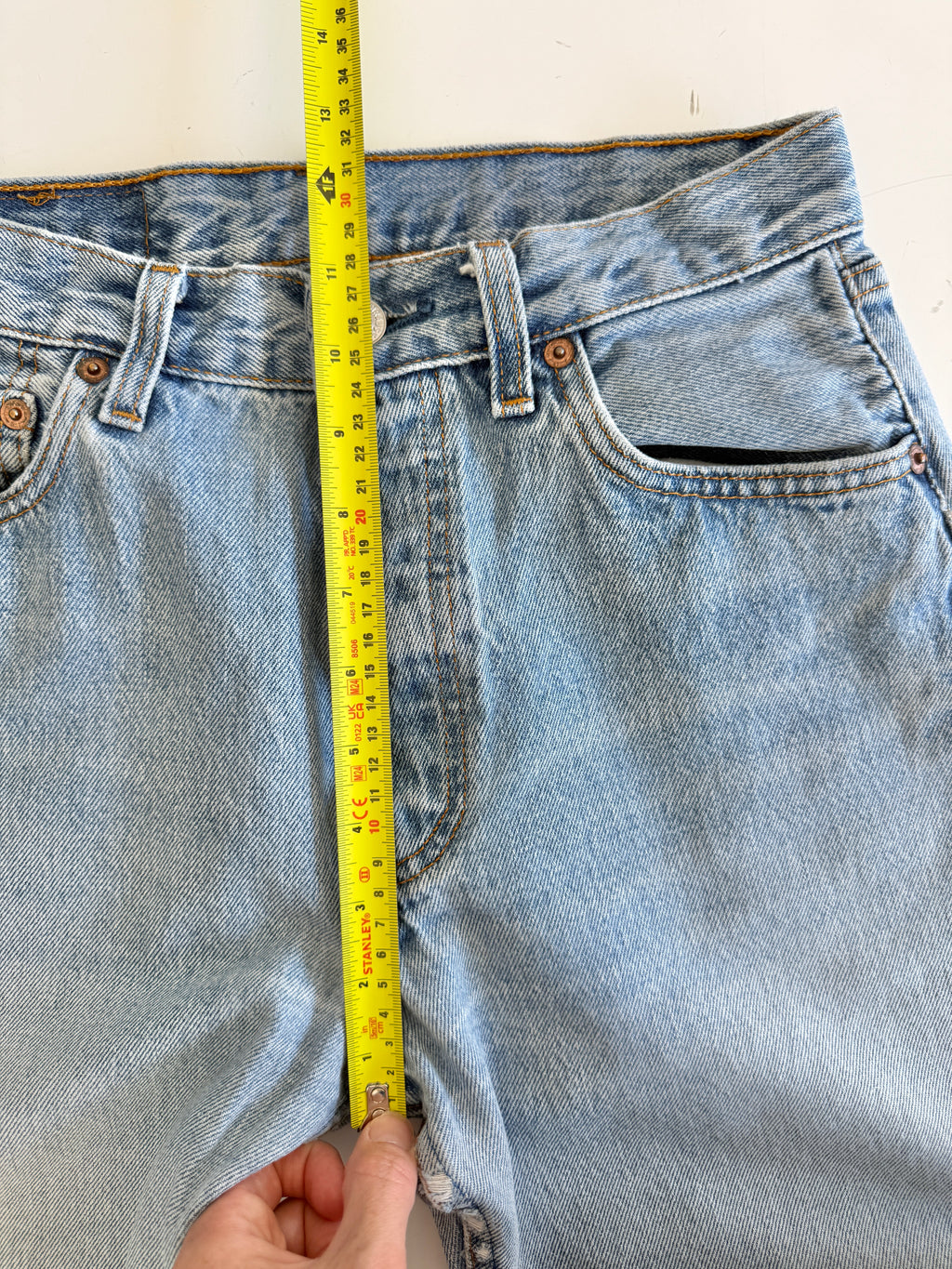 Soft W27 L32 vintage Levis 501s 26/27” measured light blue faded 90s USA 501s slim hips