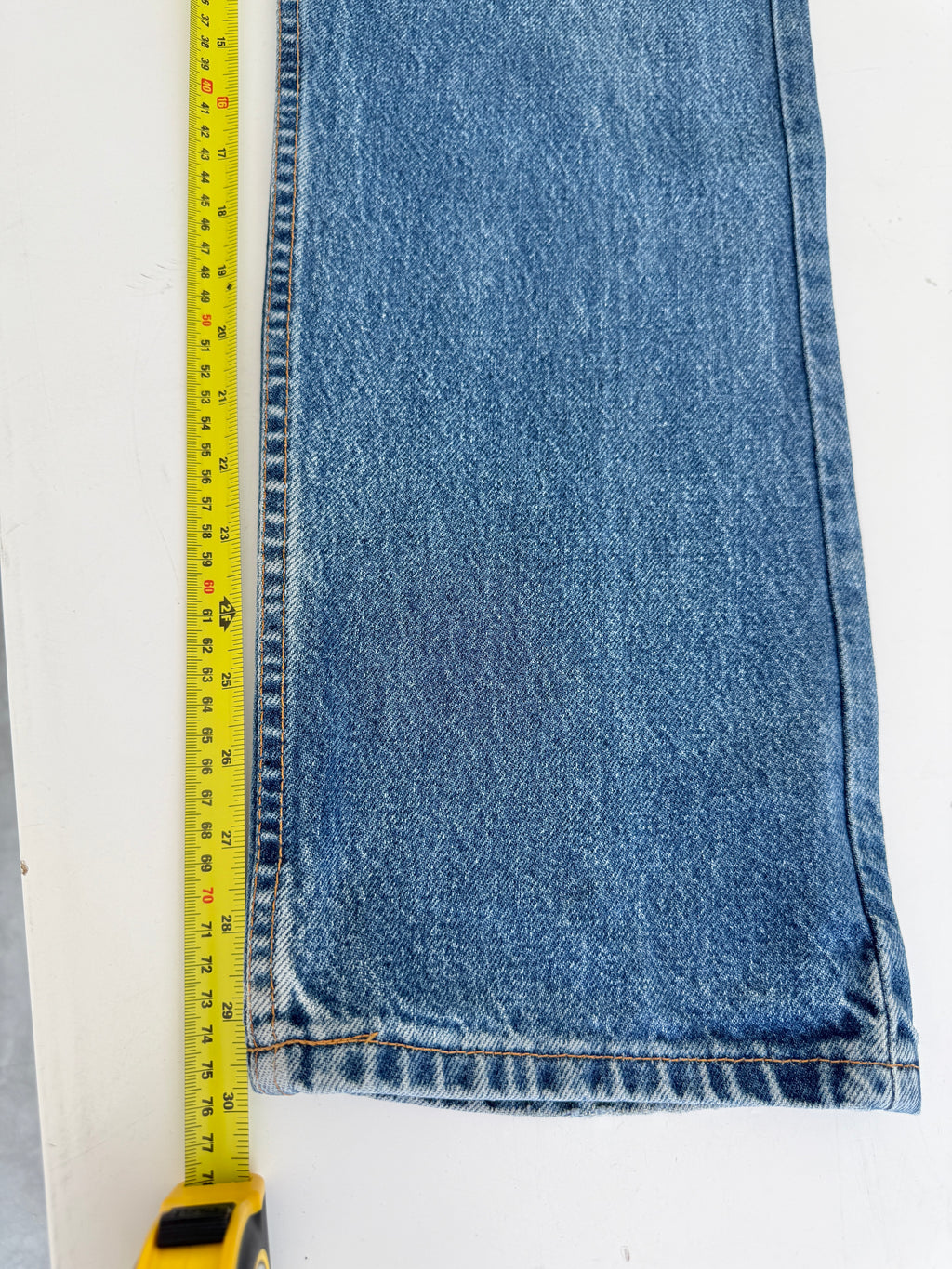 W34 L29 vintage Levis 505 32/34” measured waist dark faded USA 90s 505s