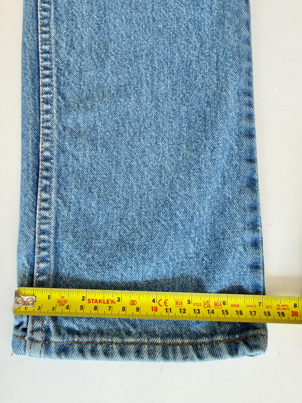W27 L31 vintage Levis 509 27” measured medium blue faded  80/90s 509s