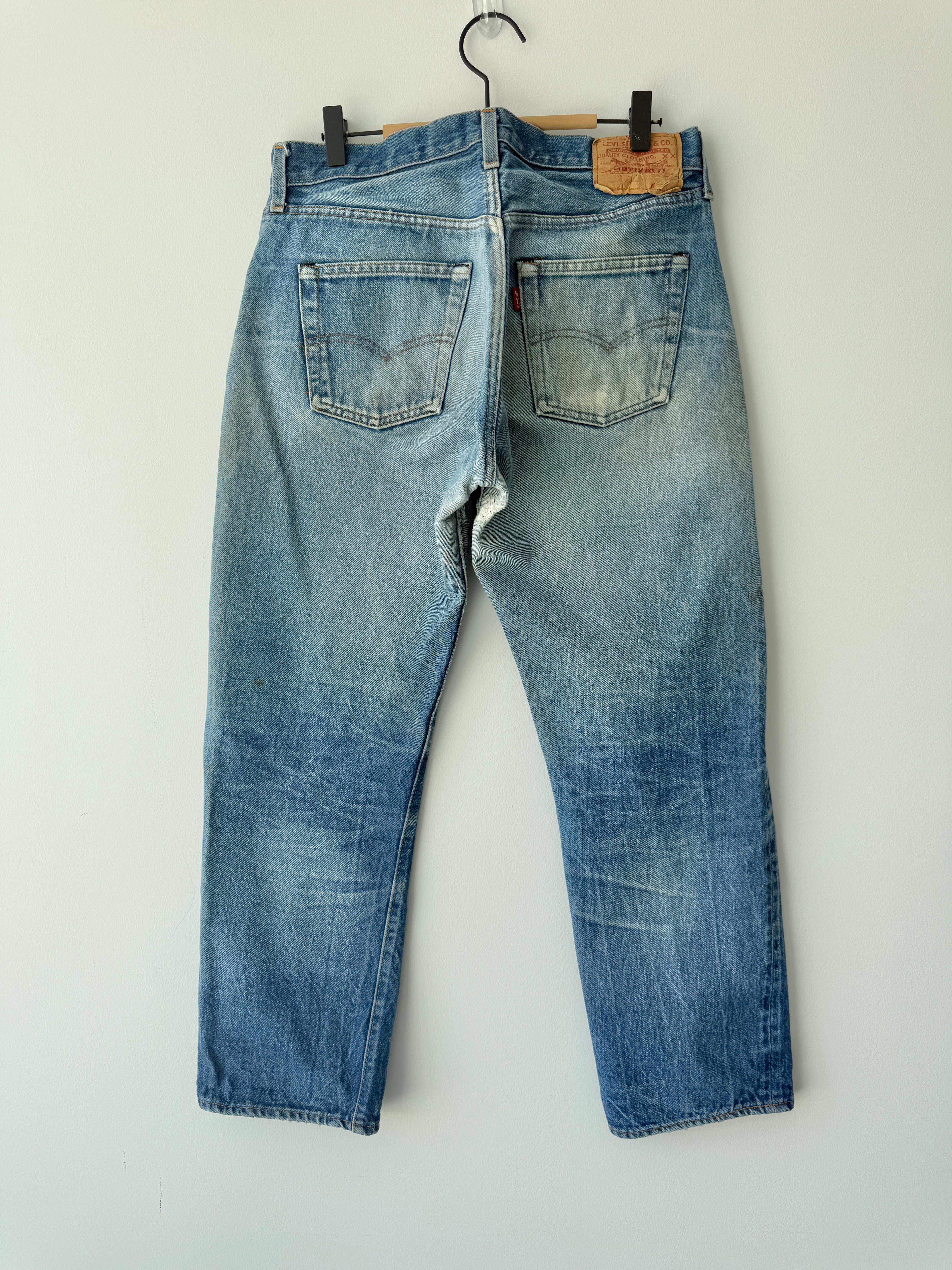W30 L27 vintage Levis 501 29/30” measured waist dark faded blue 501s USA 80s