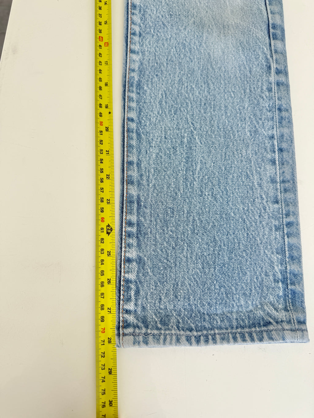 W24 L28 vintage Levis 501 24” light blue Levi’s 501s 80s