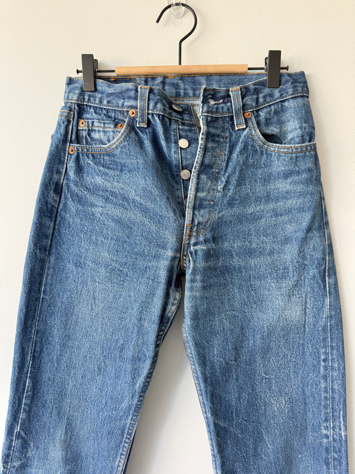 W26 L27 vintage Levis 501 25/26” measured raw blue 80s USA 501s slim hips