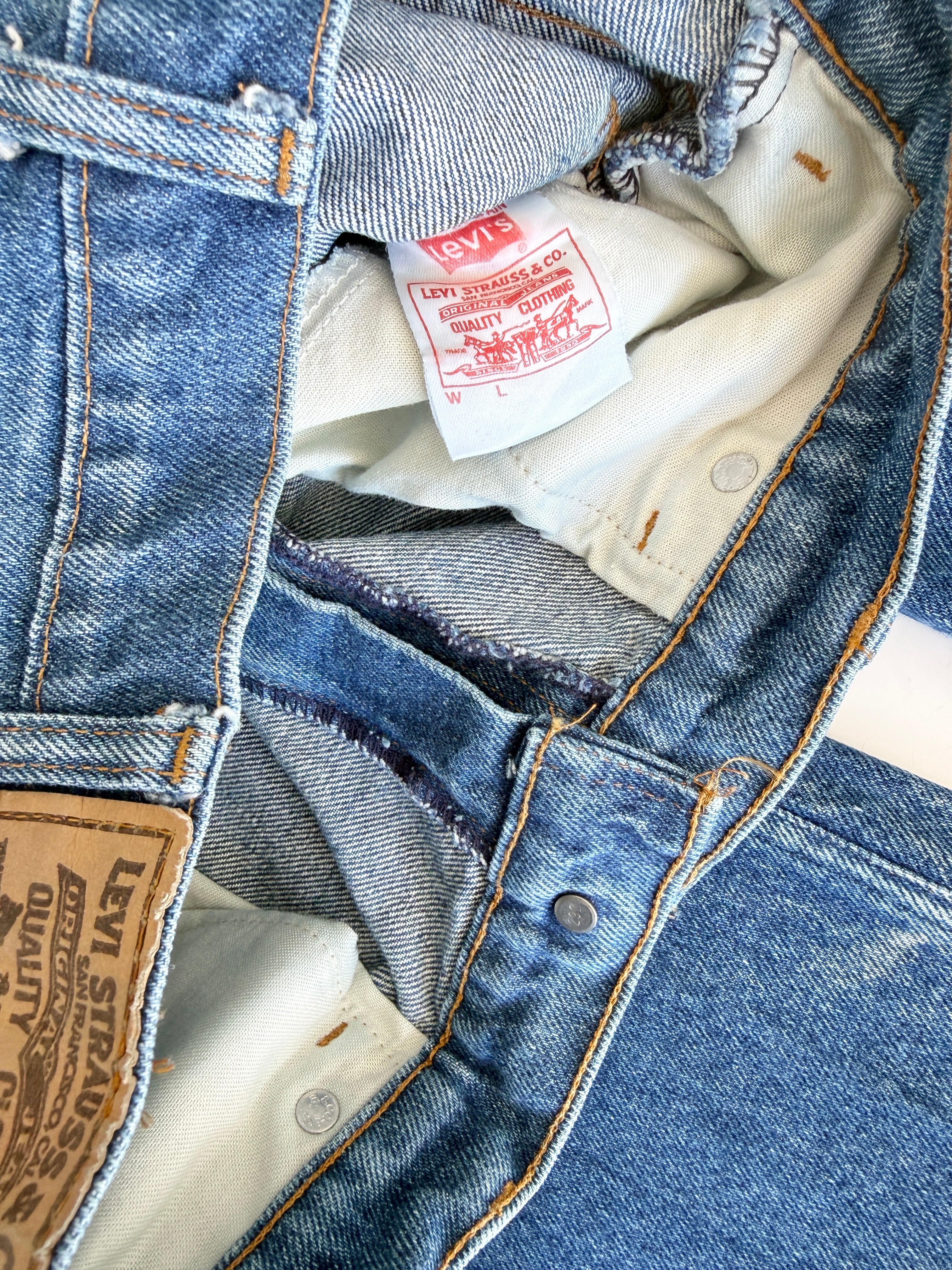 W29 L29 vintage Levis 631 28-29” measured dark faded blue denim orange tab 80/90s Levi’s 631s