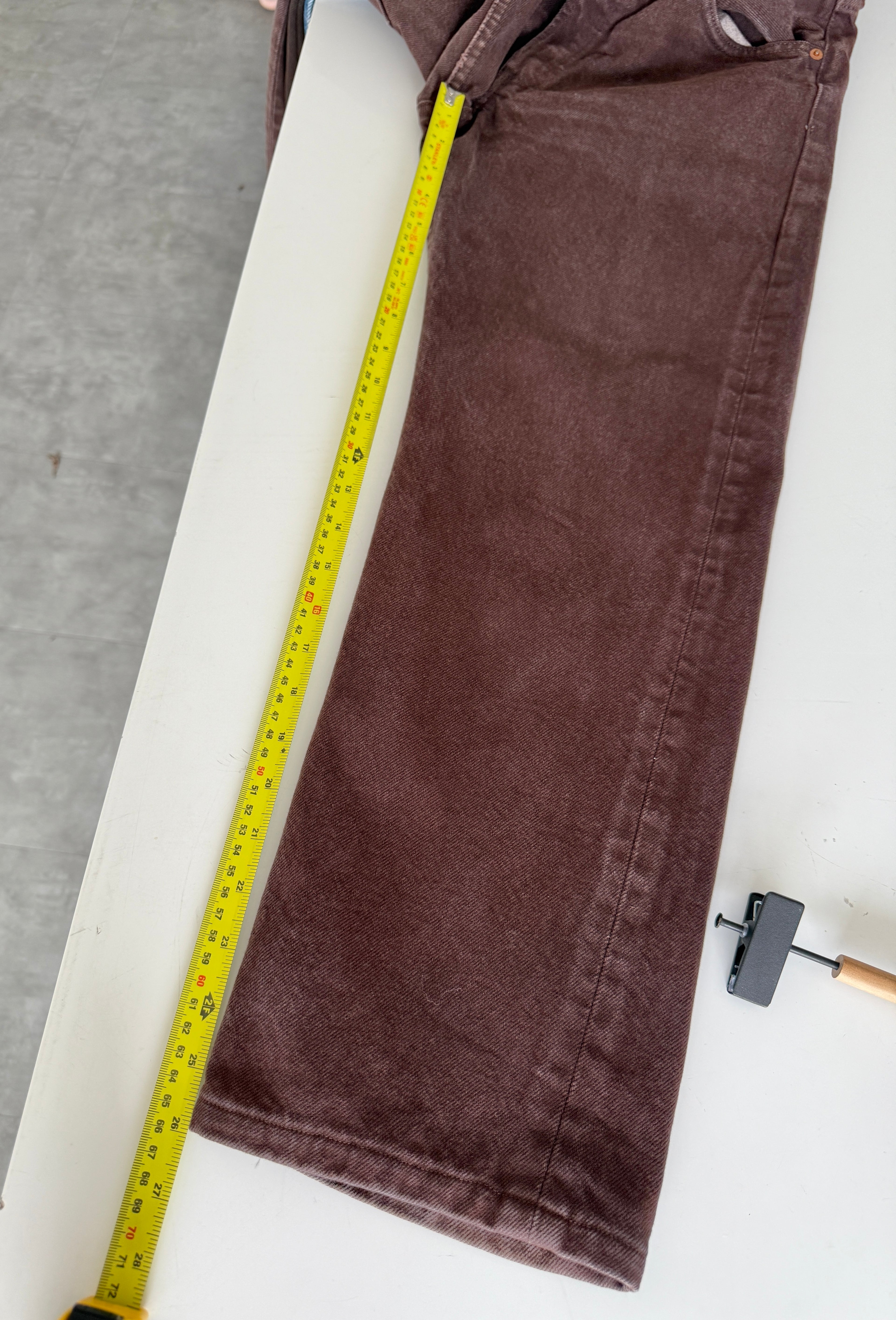 W27 L26 vintage Levis 501 26-27” dark brown 90s Levi’s 501s