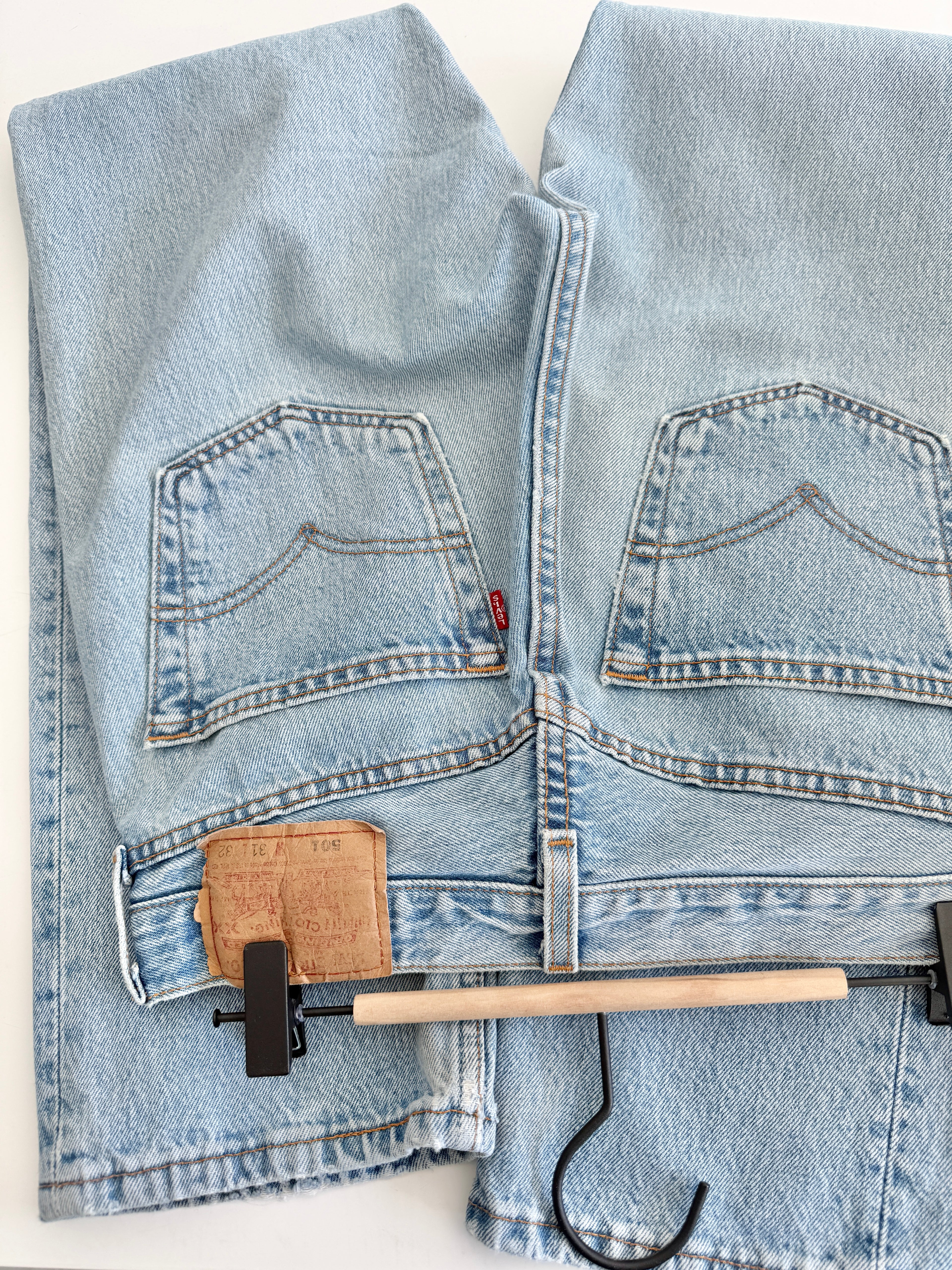 W29 L30 vintage Levis 501 28-29”measured light blue 90s USA 501s