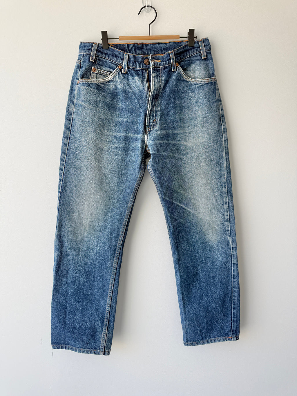 W32 L28 vintage Levis 505 30/33” measured waist dark faded blue orange tab 505s 90s USA