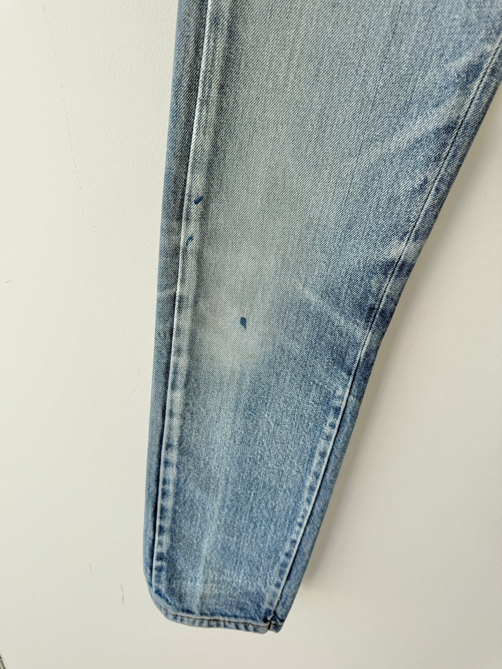 Re done - W25 L31 vintage Levis 501 24/25” measured whiskers medium blue 80s 501s