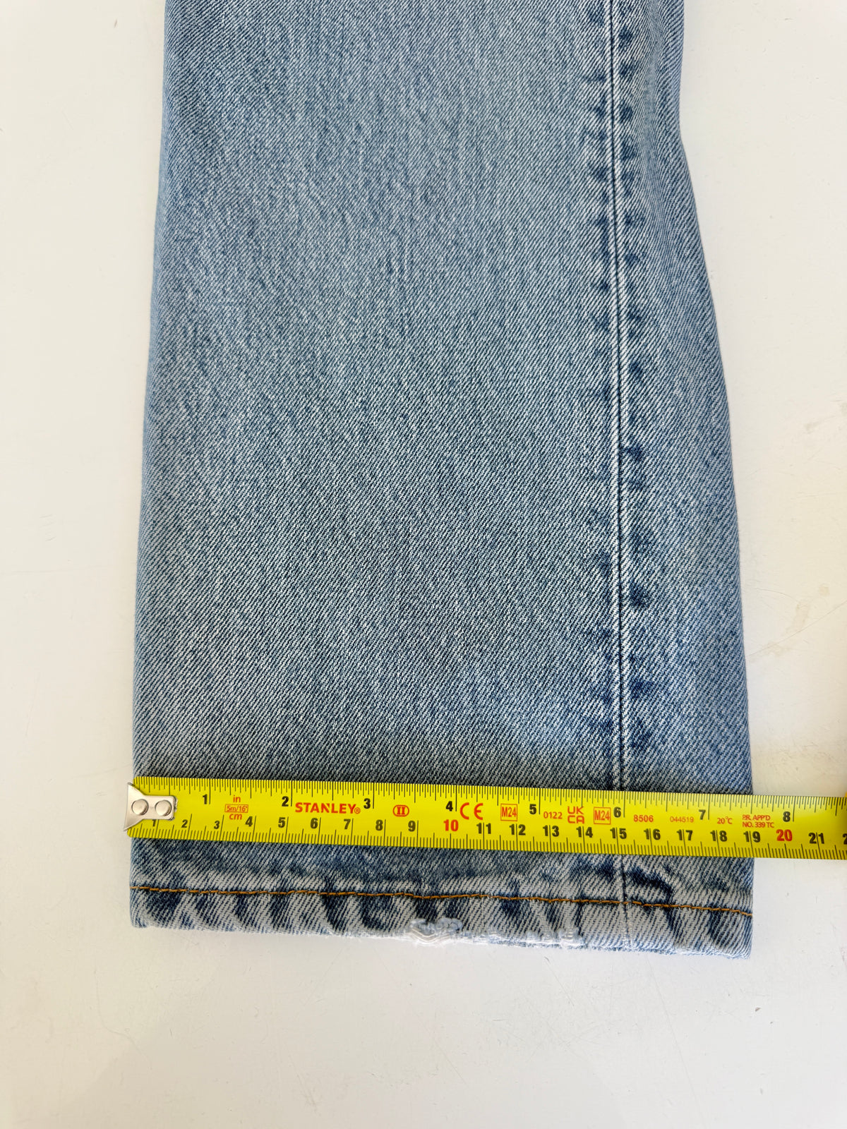 W29 L31 vintage Levis 501 28/29” measured fade light denim USA 501s Y2K